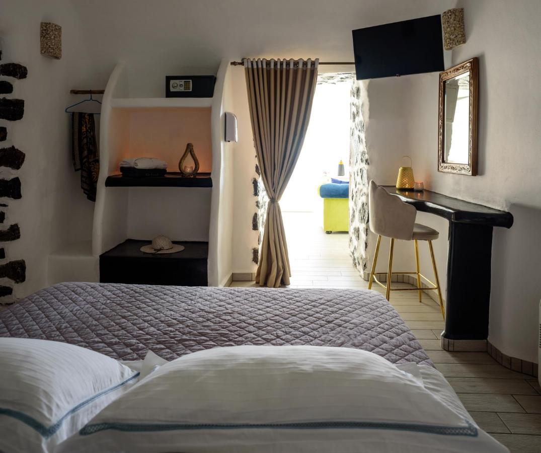 Villa Deep Blue Fira (Santorini)
