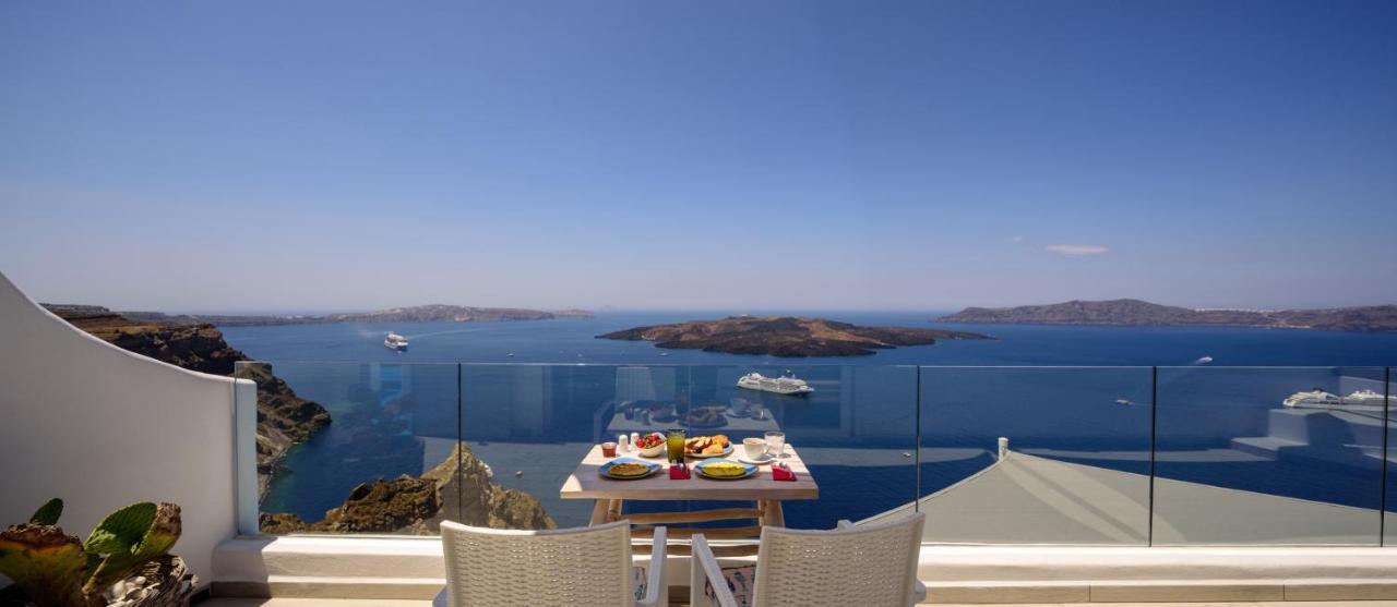 Deep Blue Fira (Santorini)