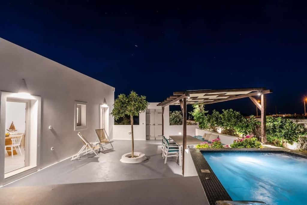 East Side Villa *