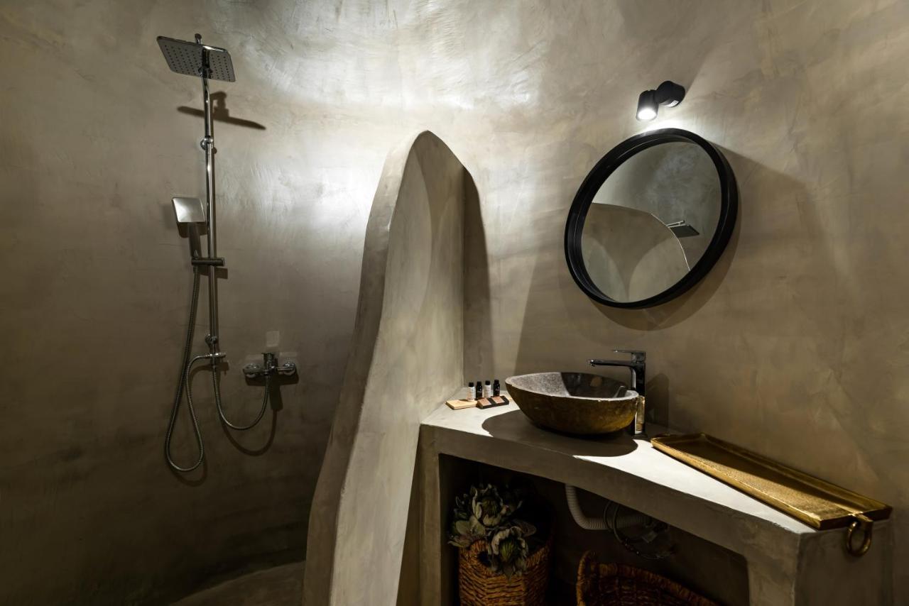 Lami Traditional Windmill - With Private Pool And Jacuzzi Villa *