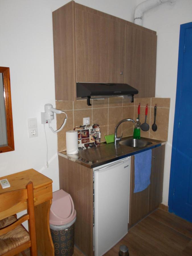 Kapetanios Apartamento Perissa (Santorini)