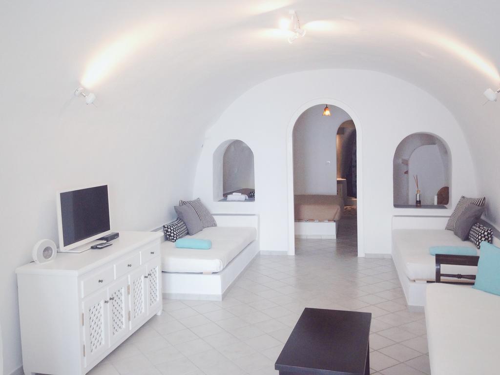 Altana Cliffside Villa