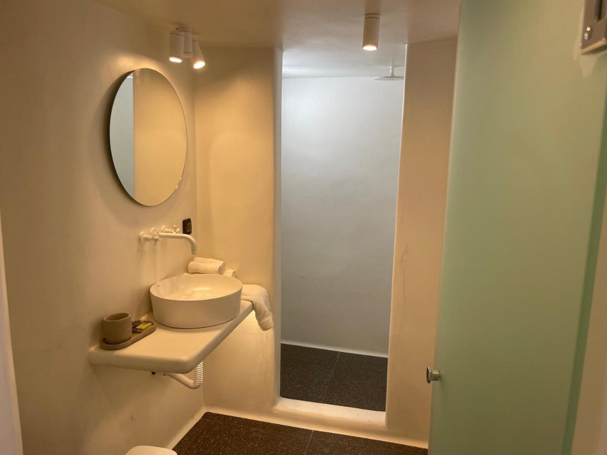 Aparthotel Nomikos
