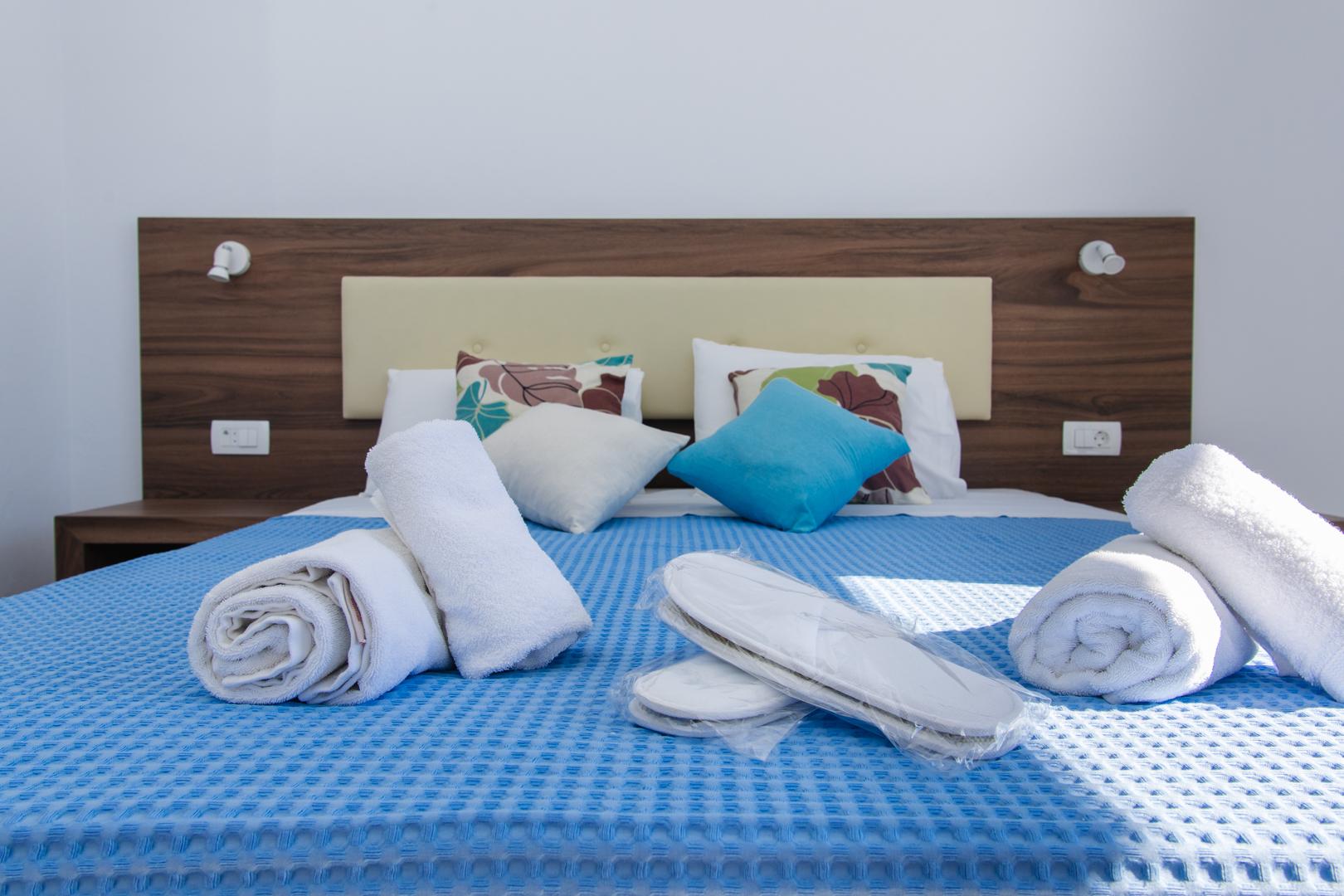 Santorini Hotel 3*