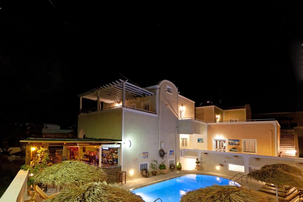 Sellada 3* Kamari (Santorini)
