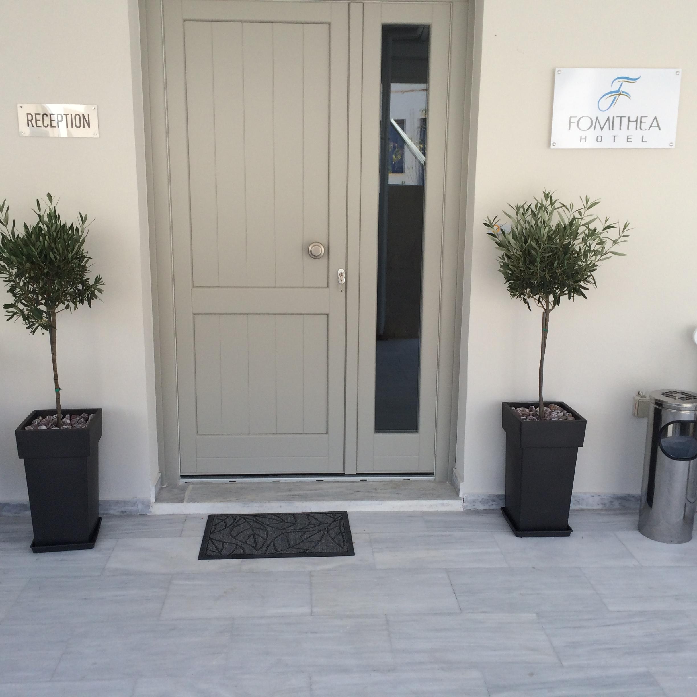 Fomithea Kamari (Santorini)