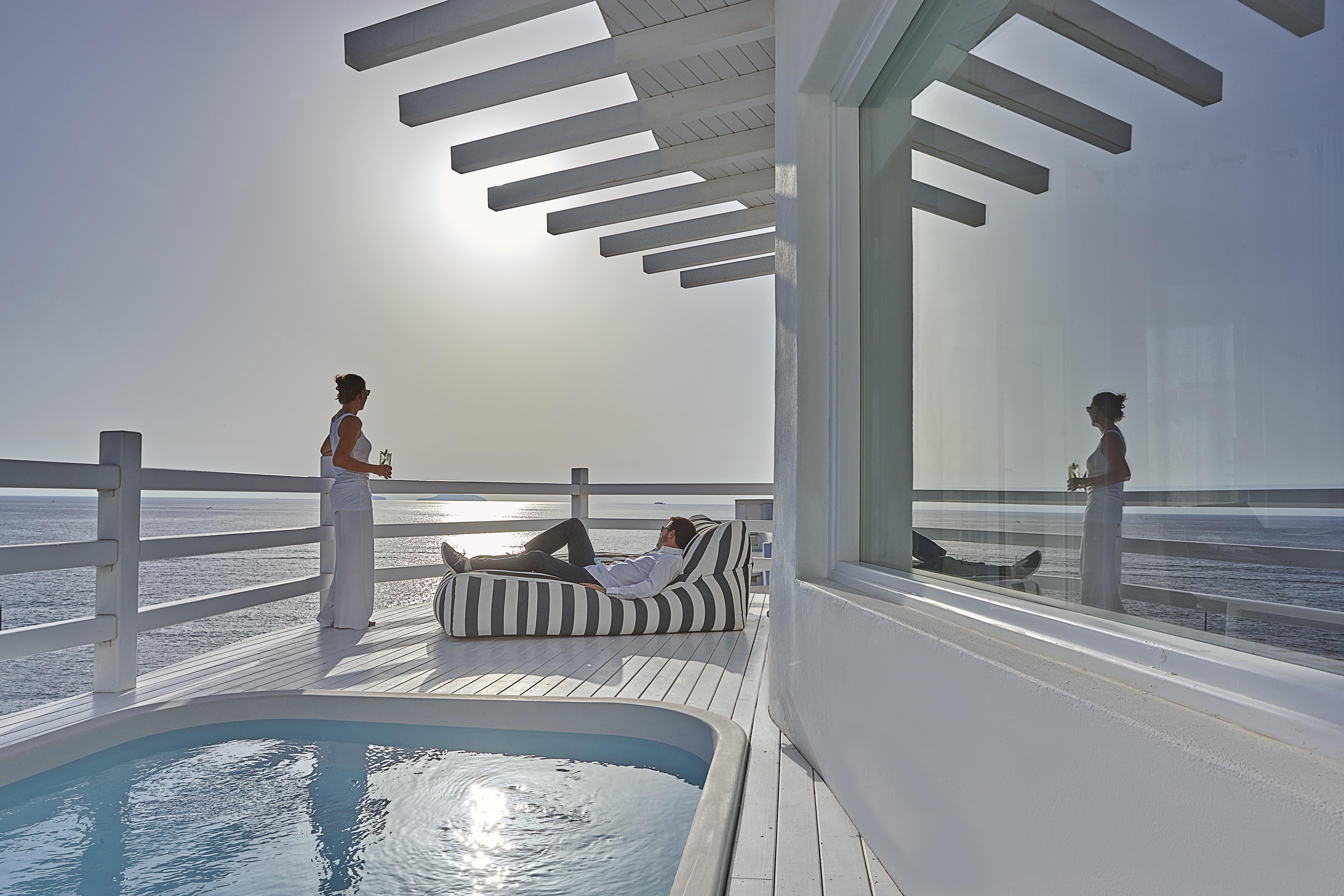Notos Therme And Hotel Vlychada