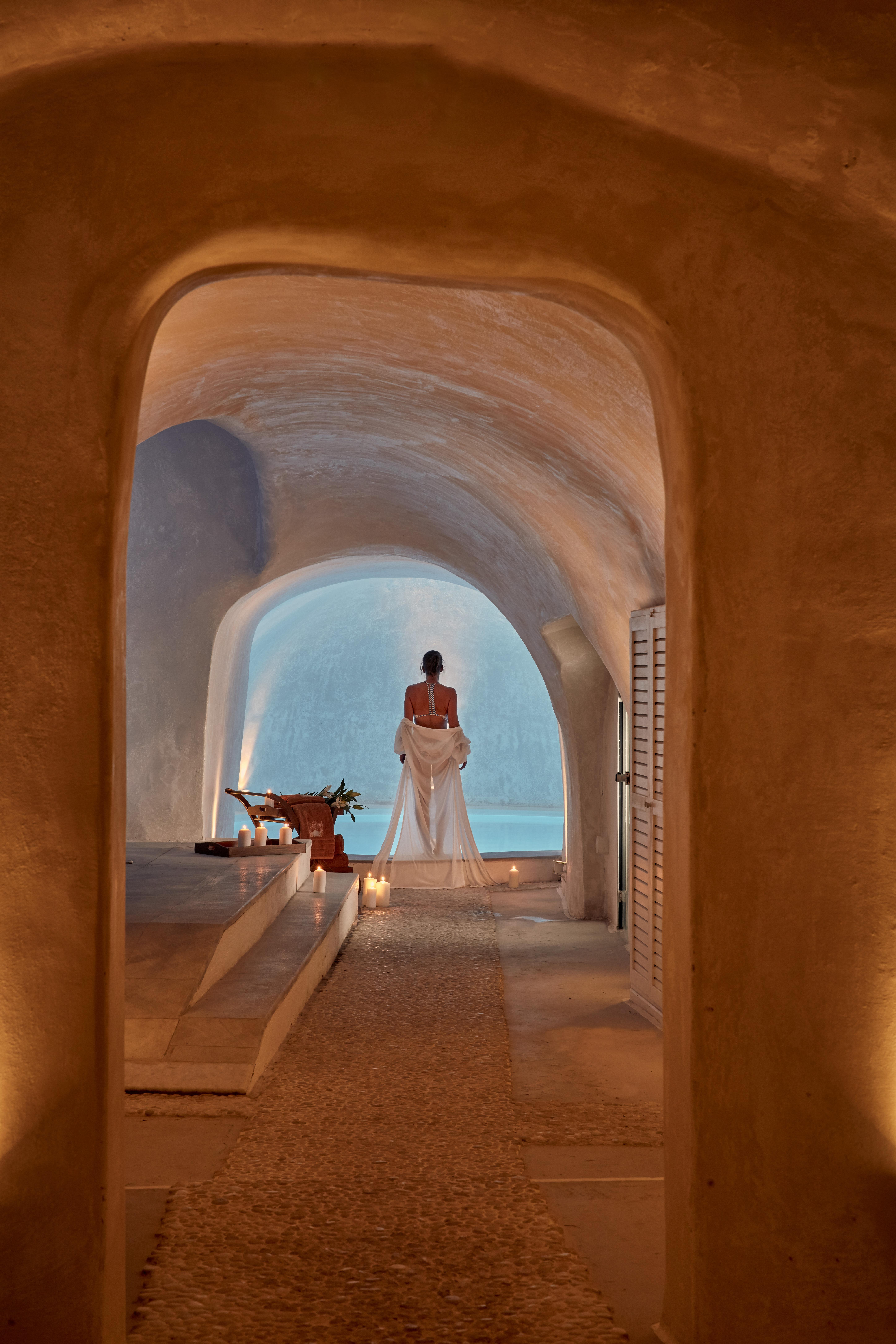 Notos Therme And Vlychada