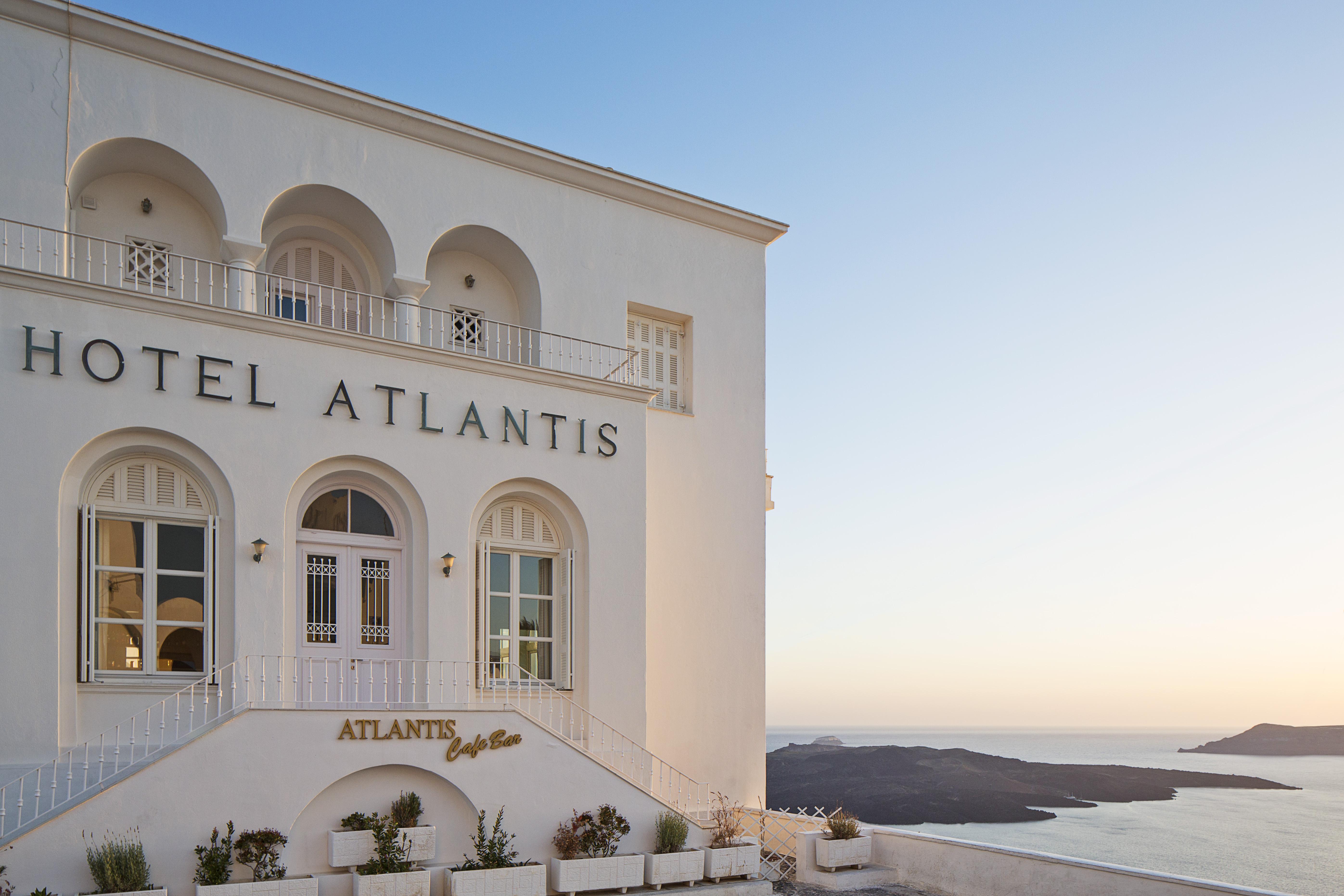 Atlantis 4*