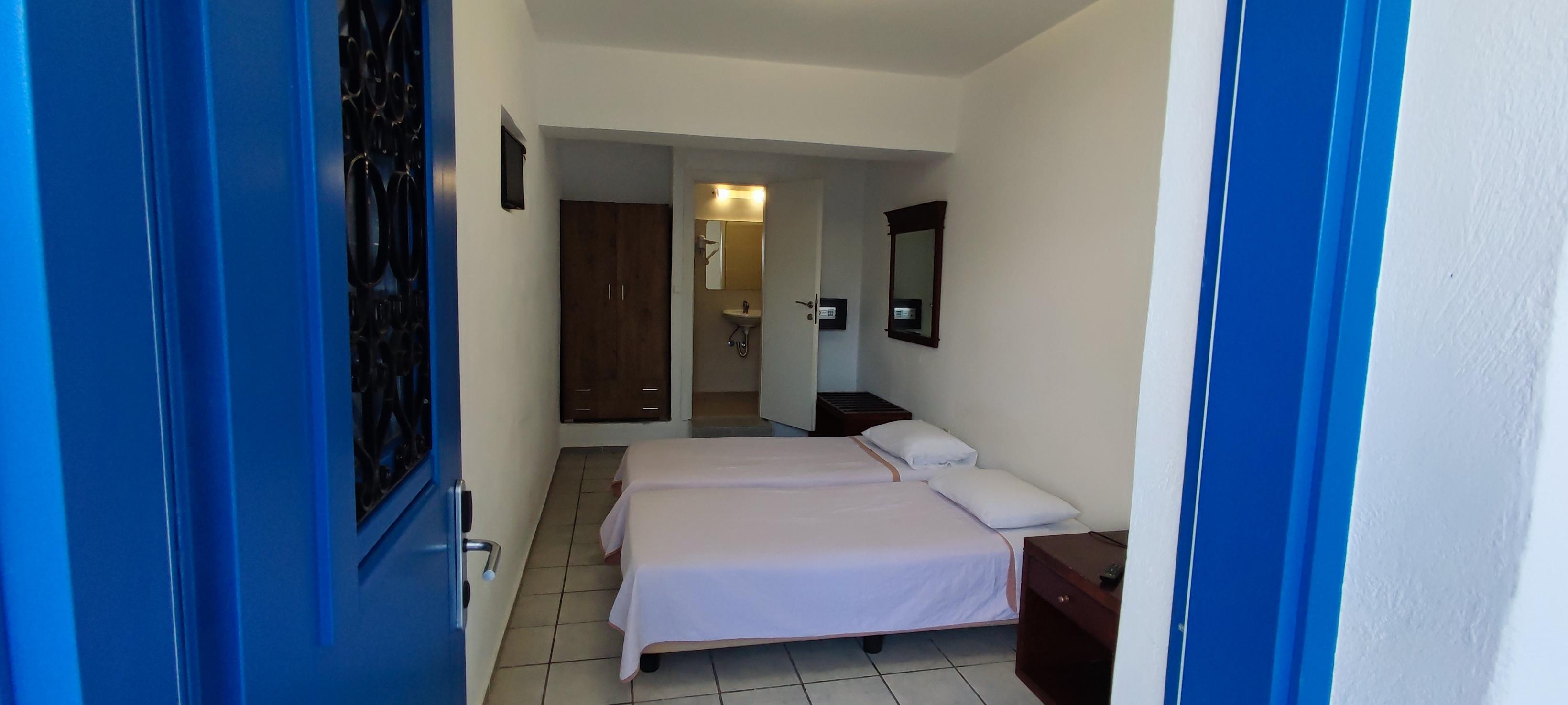 Solaris (adults Only) 3* Fira (Santorini)