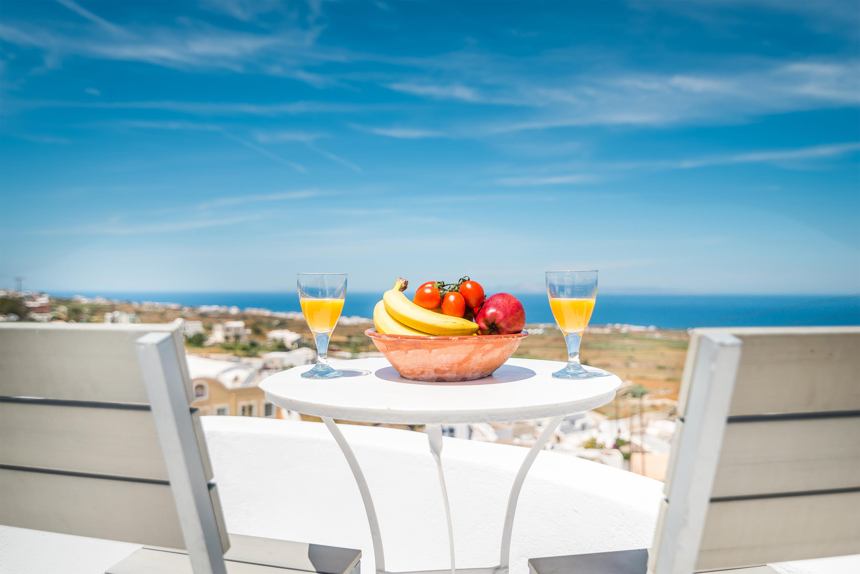 Aparthotel Fava Eco Foinikia (Santorini)