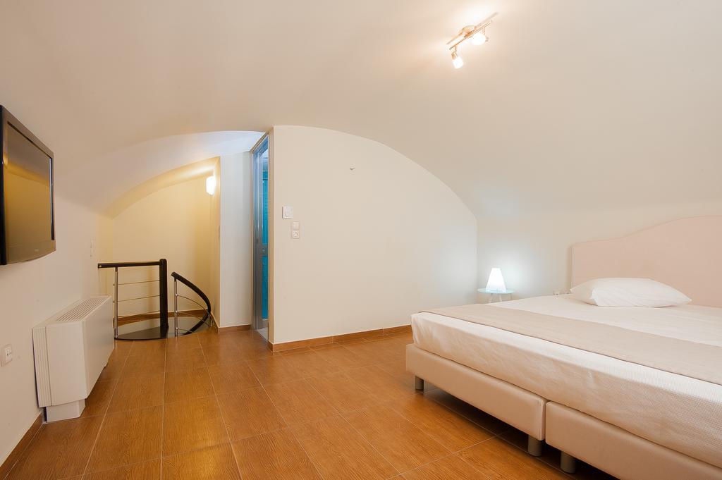 Splendour And Hotel Firostefani