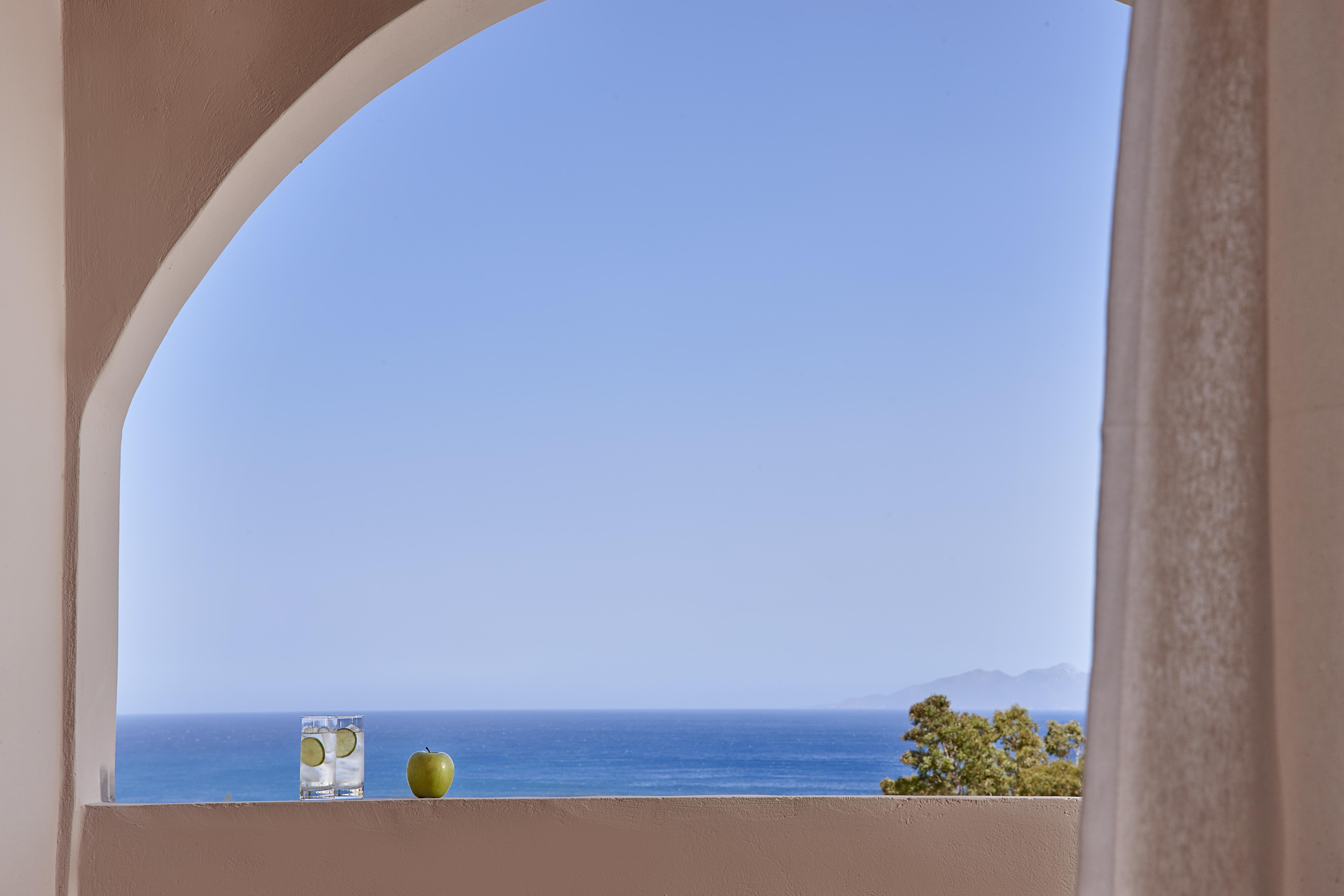 Hotel Terra Blue Santorini 3*