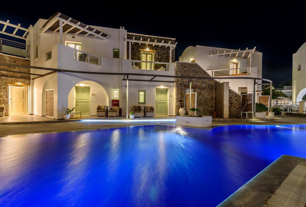 La Deluxe & (adults Only) Kamari (Santorini)
