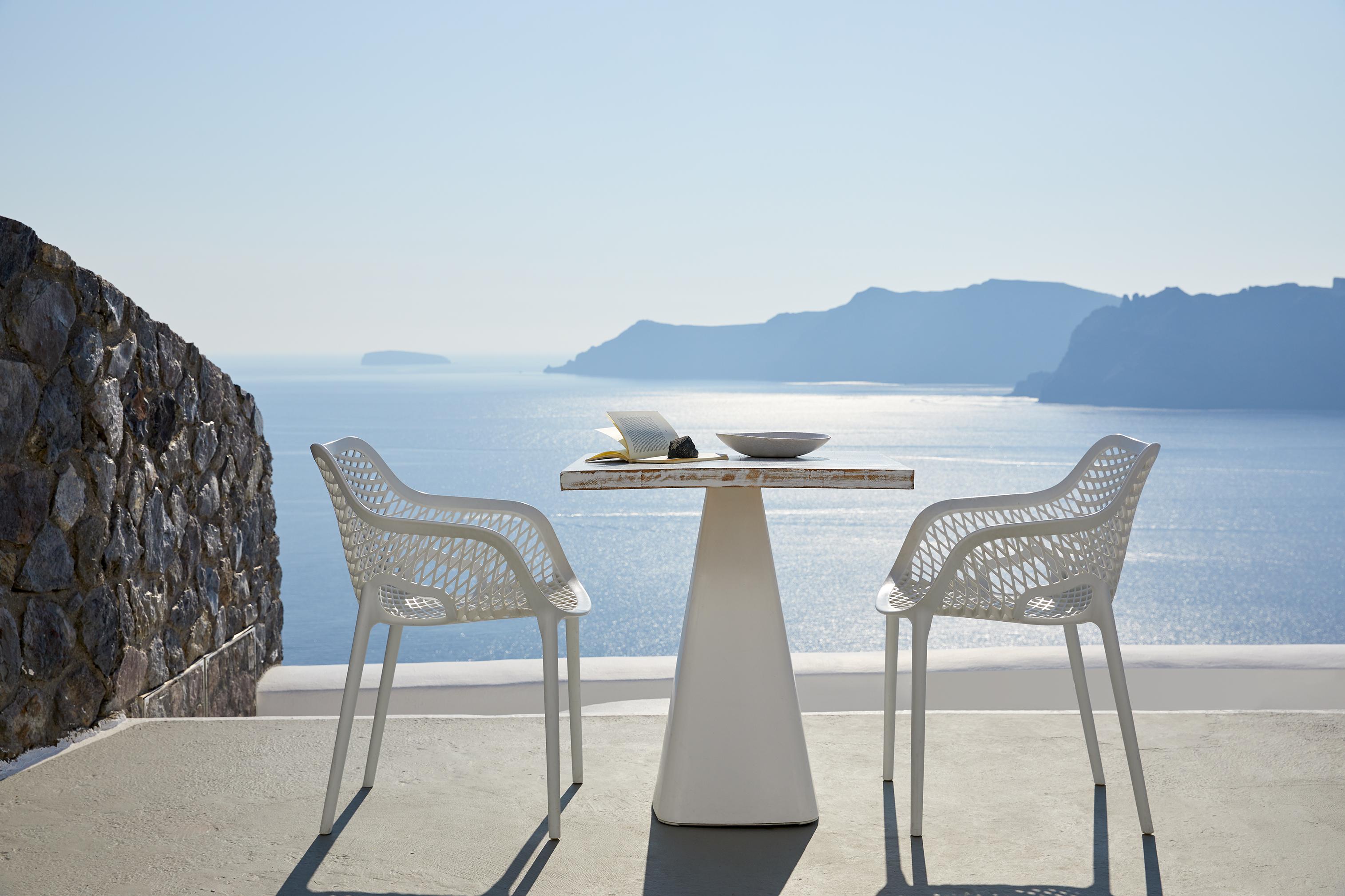 La Perla And - Adults Only 5*