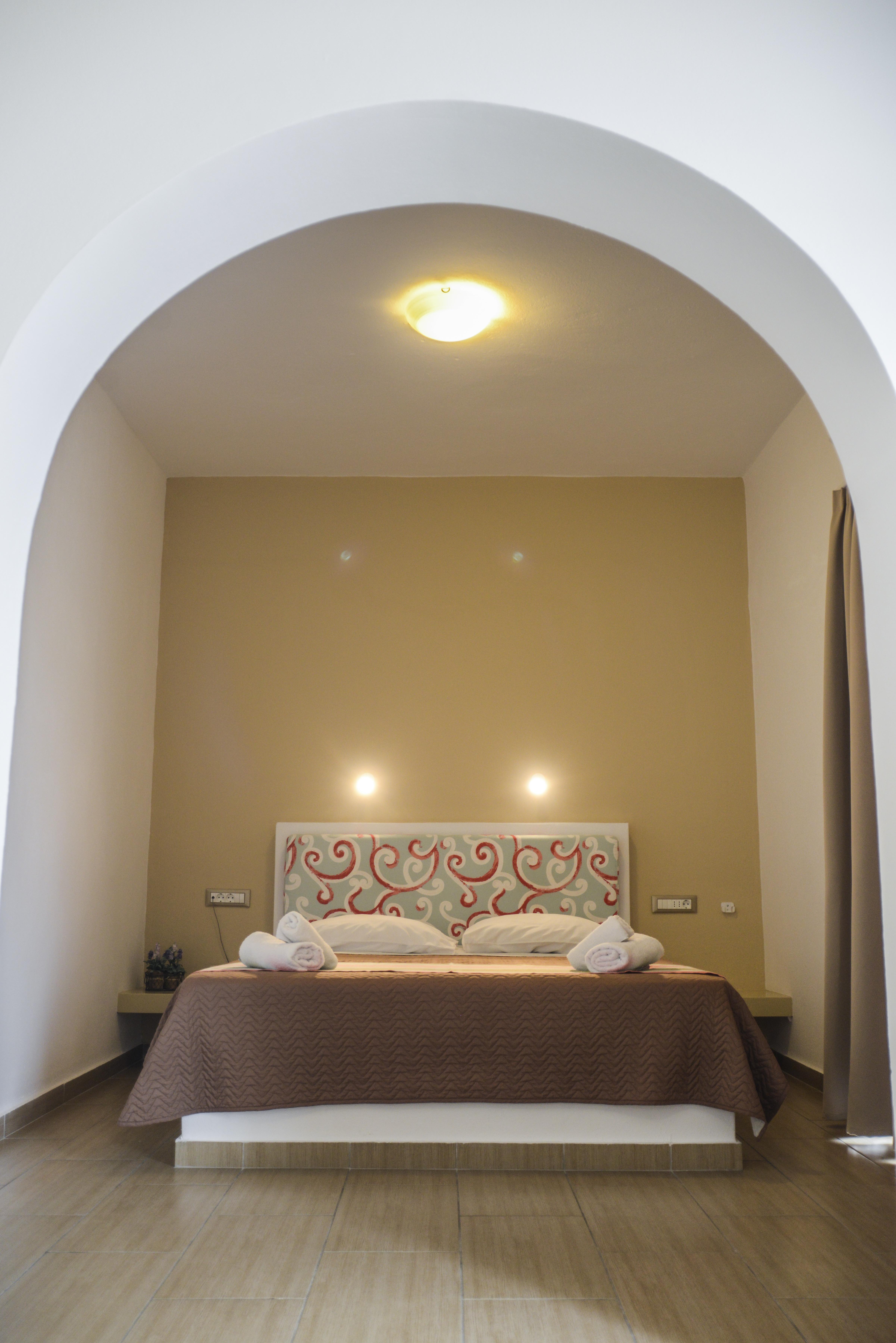 Hotel Omiros 4*