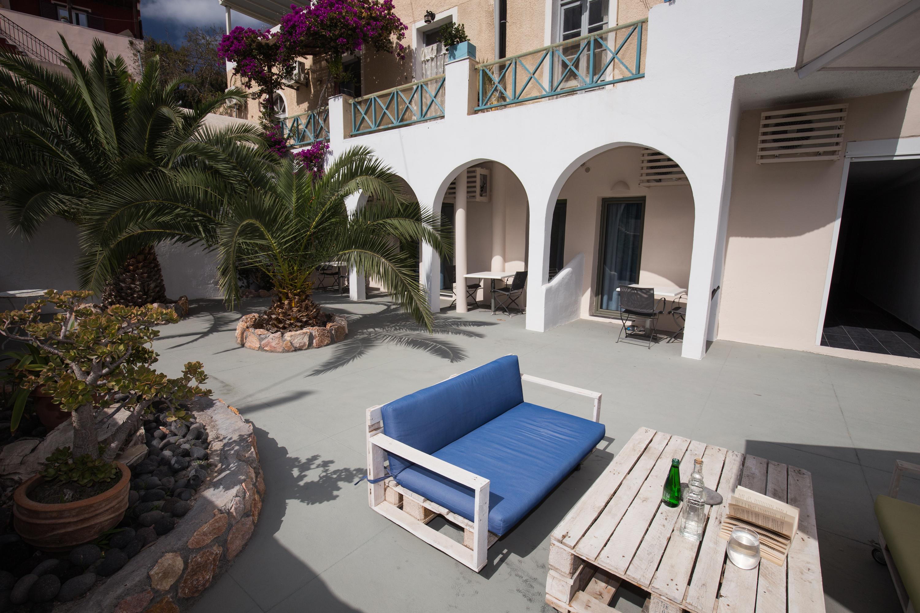 Hotel Omiros 4*