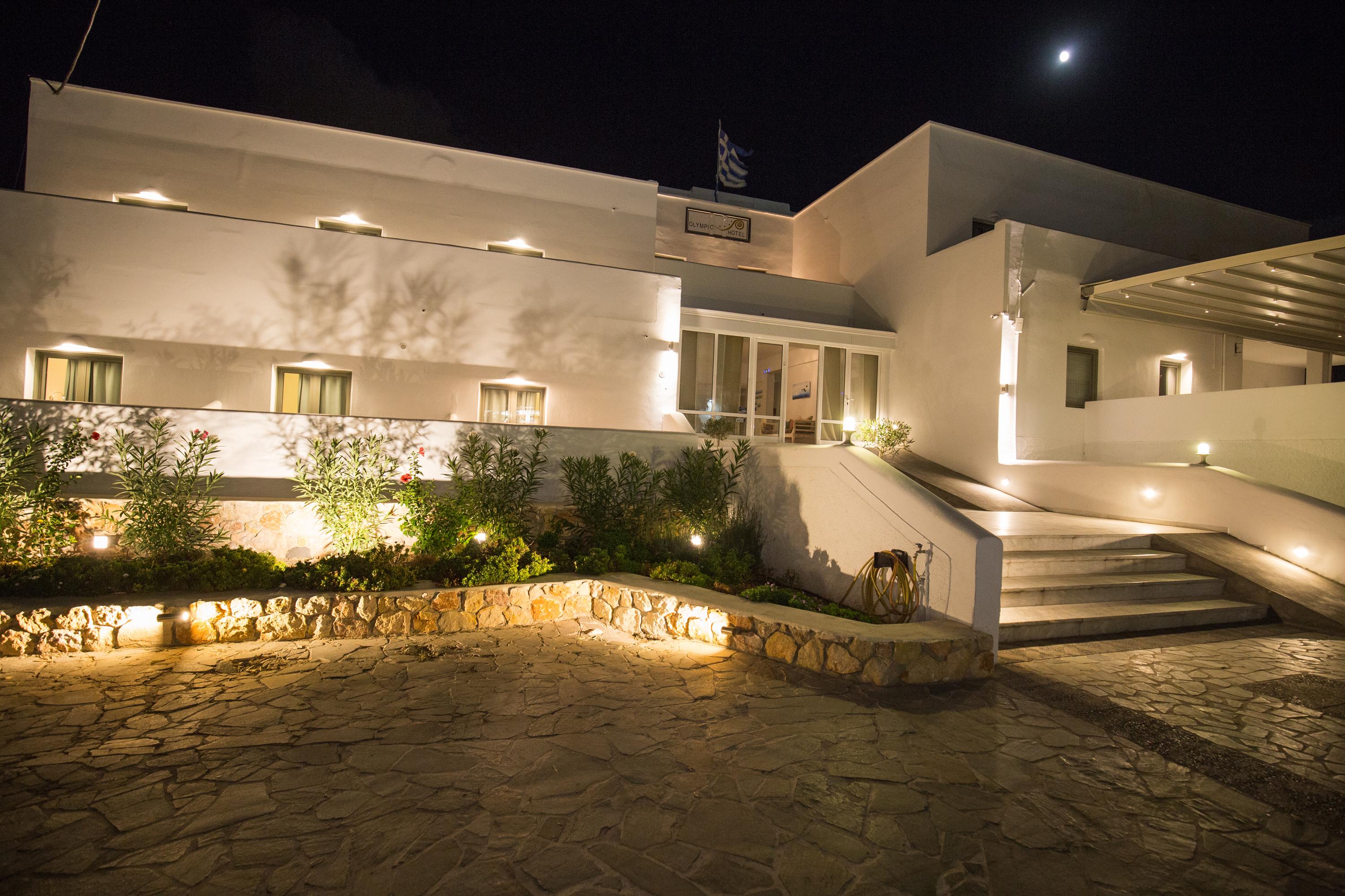 Omiros Hotel Messaria (Santorini)