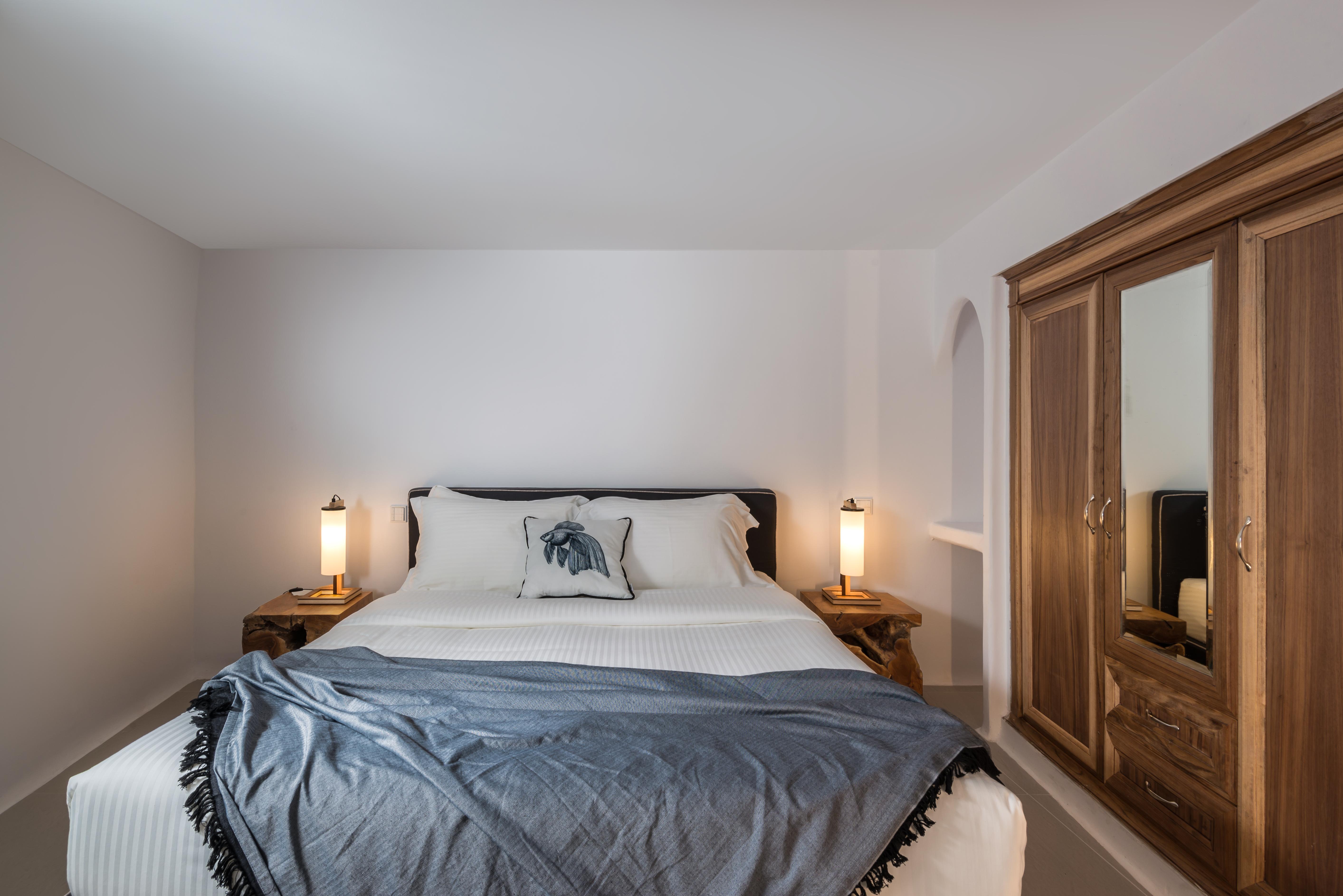 Nefeles Luxury Hotel Fira (Santorini)