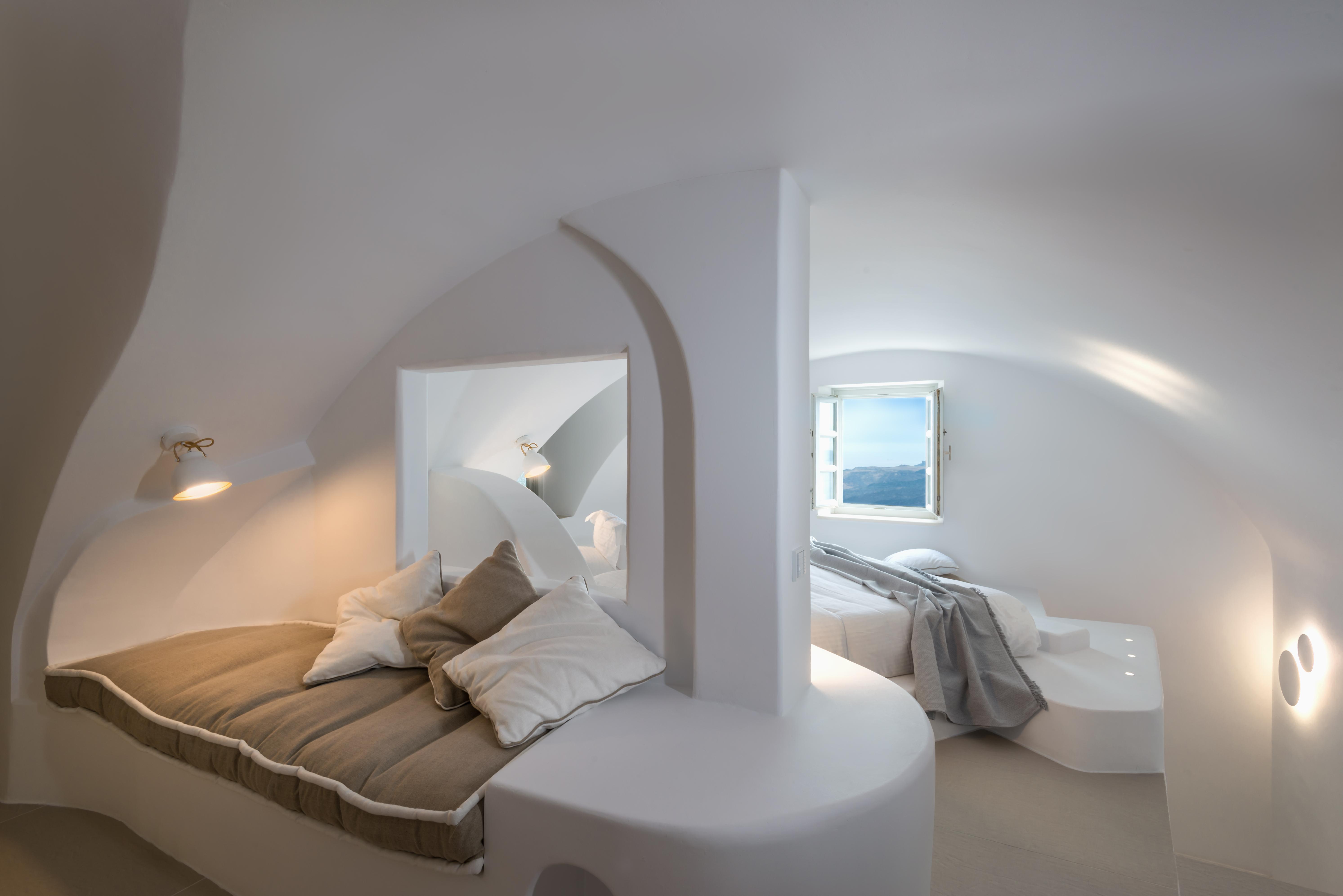 Nefeles Luxury Hotel 4*