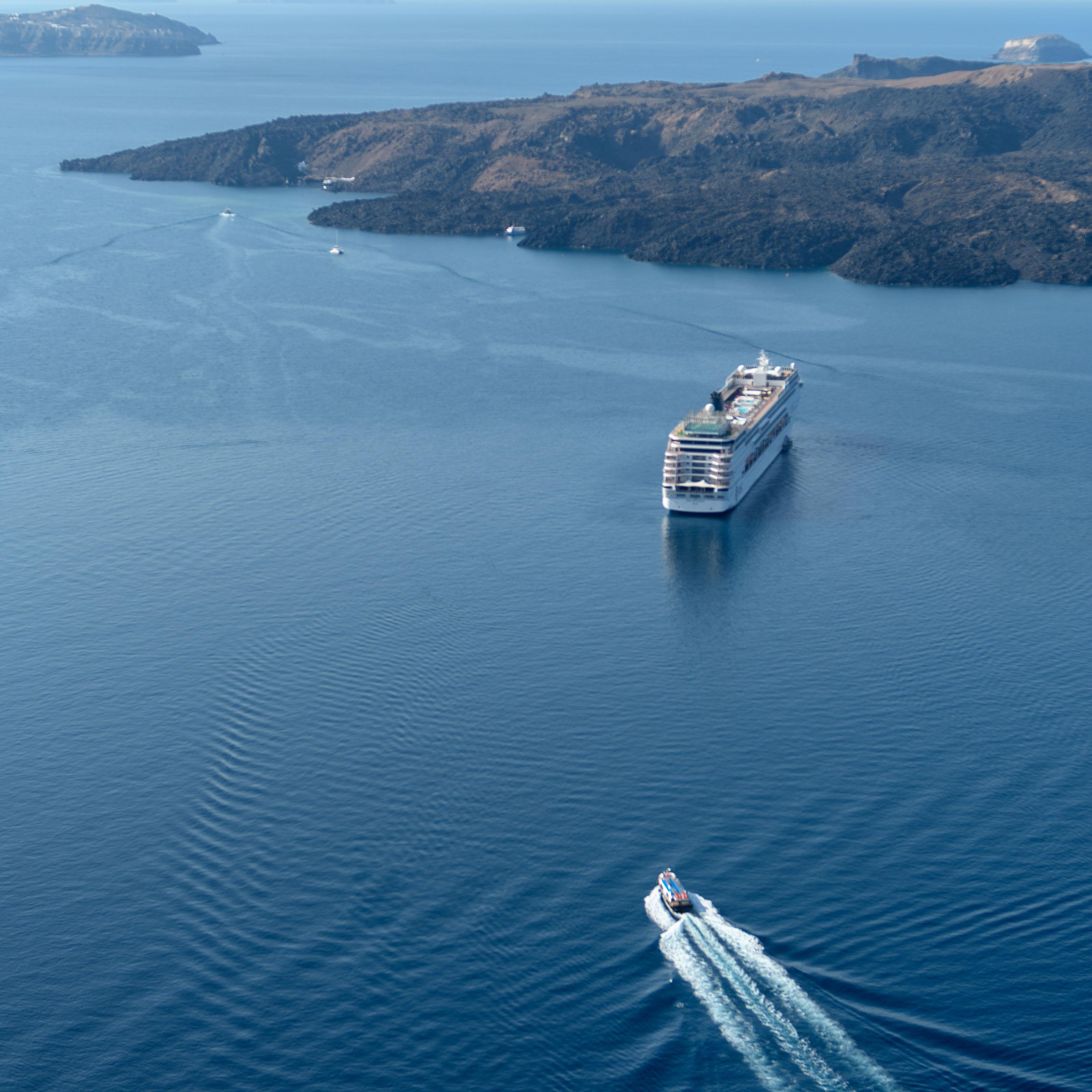 Hotel Nefeles Luxury Fira (Santorini)