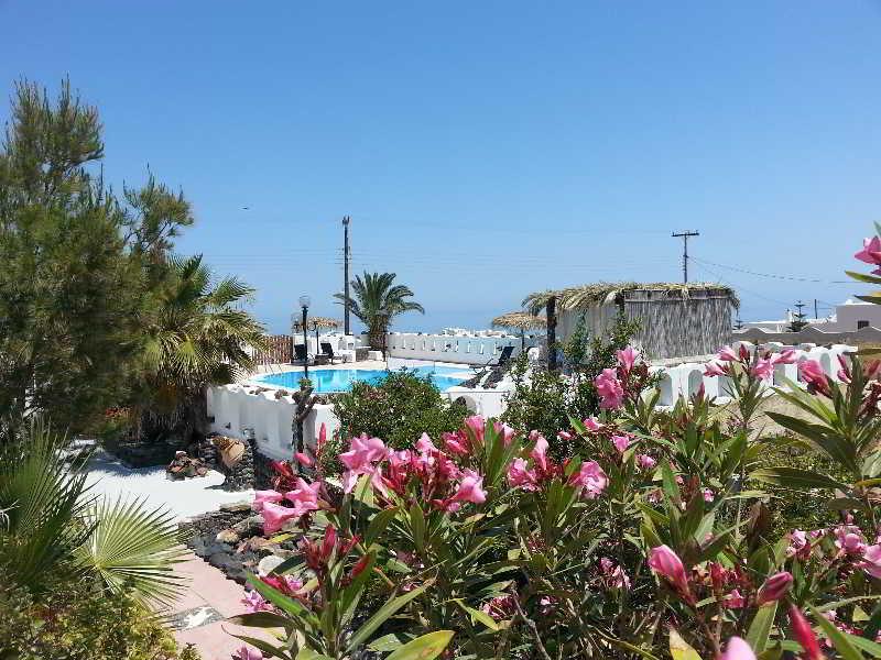 Livadaros 2* Karterados (Santorini)