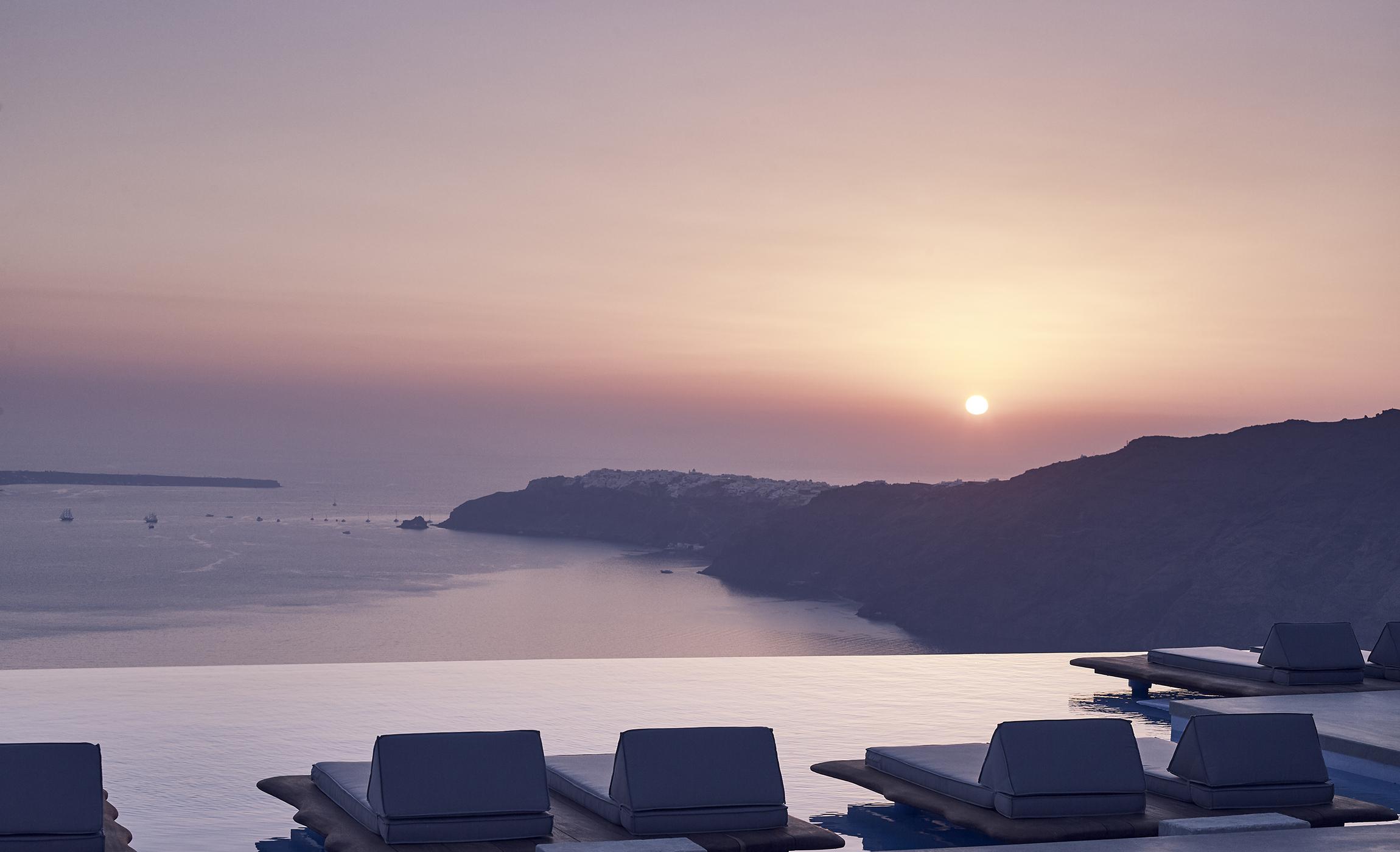 Hotel Cavo Tagoo Santorini 5*