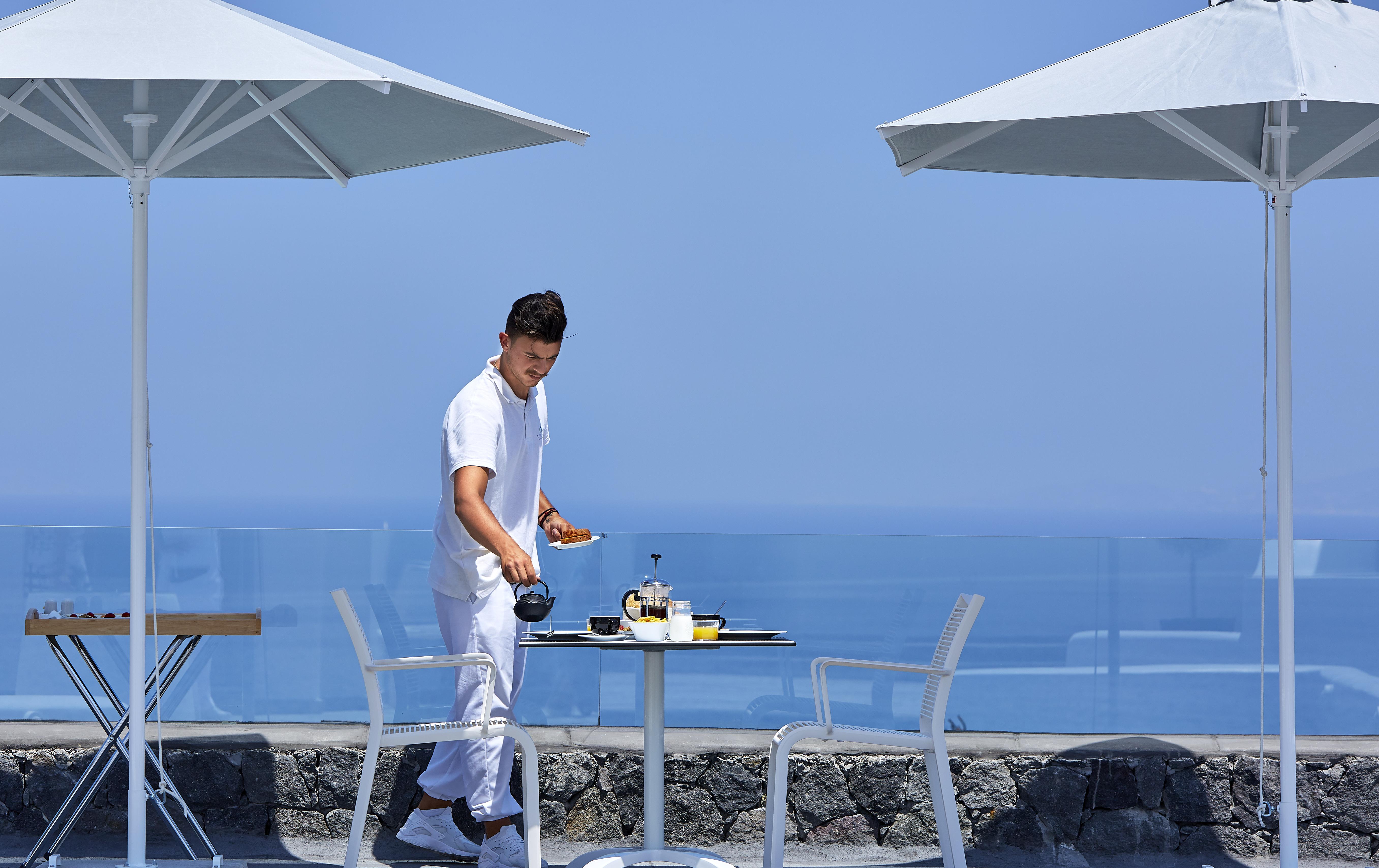 Aperanto Hotel Oia (Santorini)