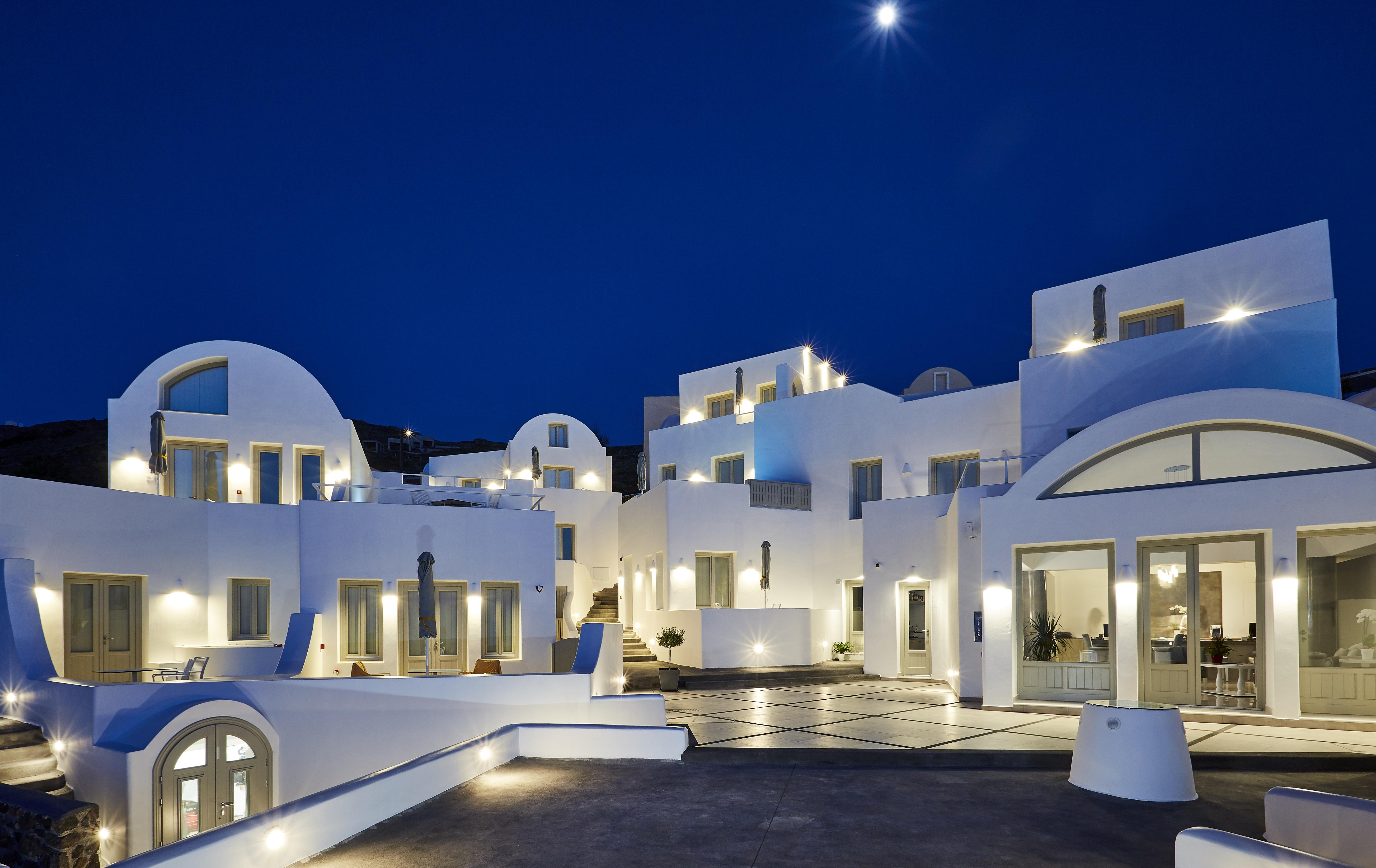 Aperanto Hotel 4*