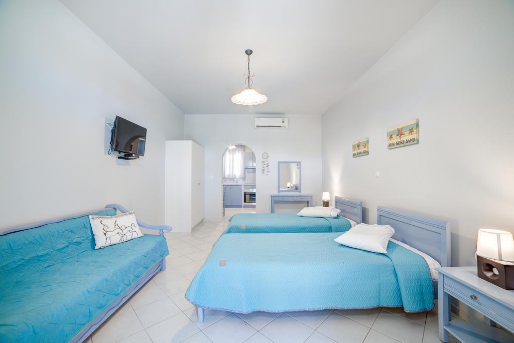 Apartment Monolithia Kamari (Santorini)