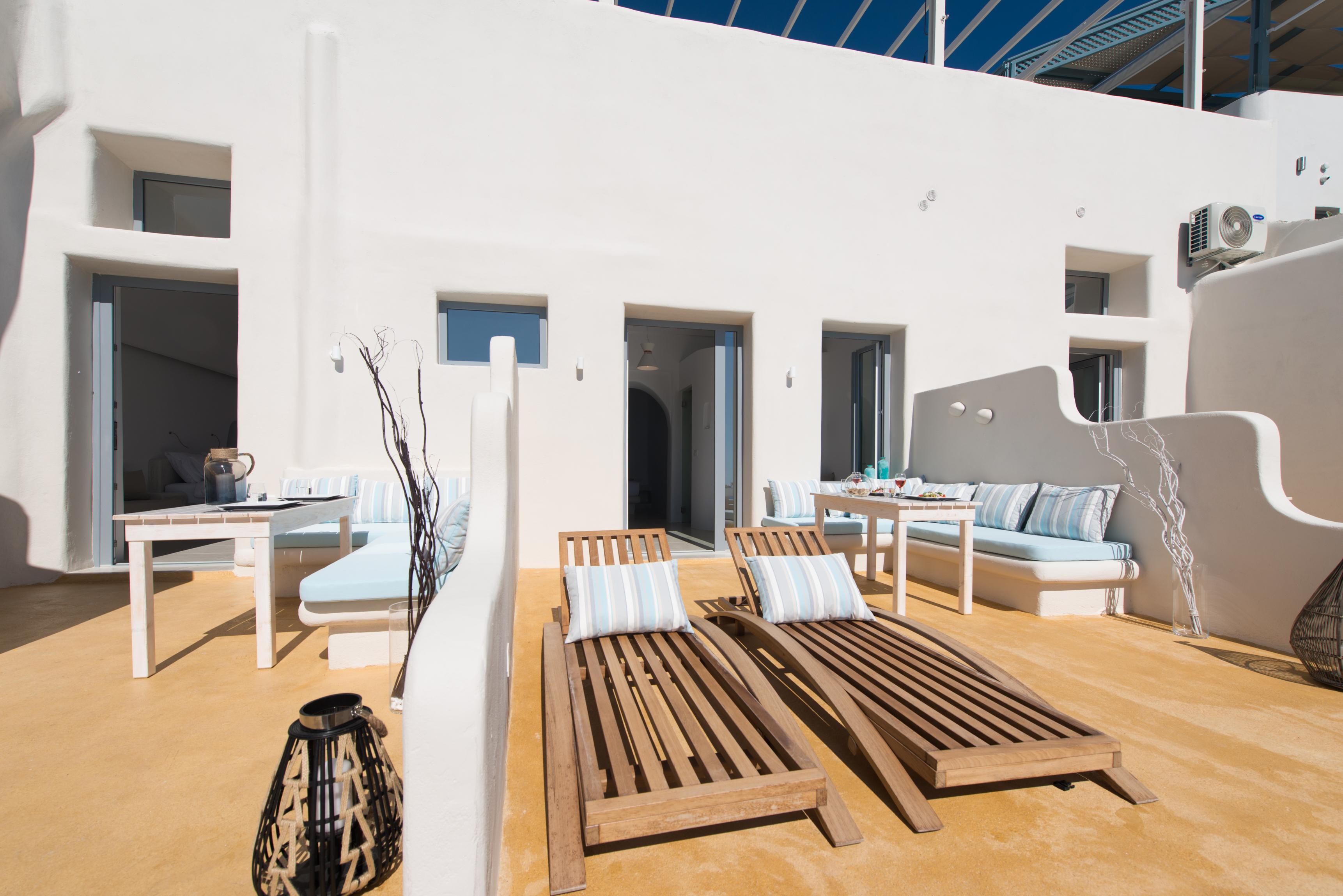 Hotel On The Cliff 4*