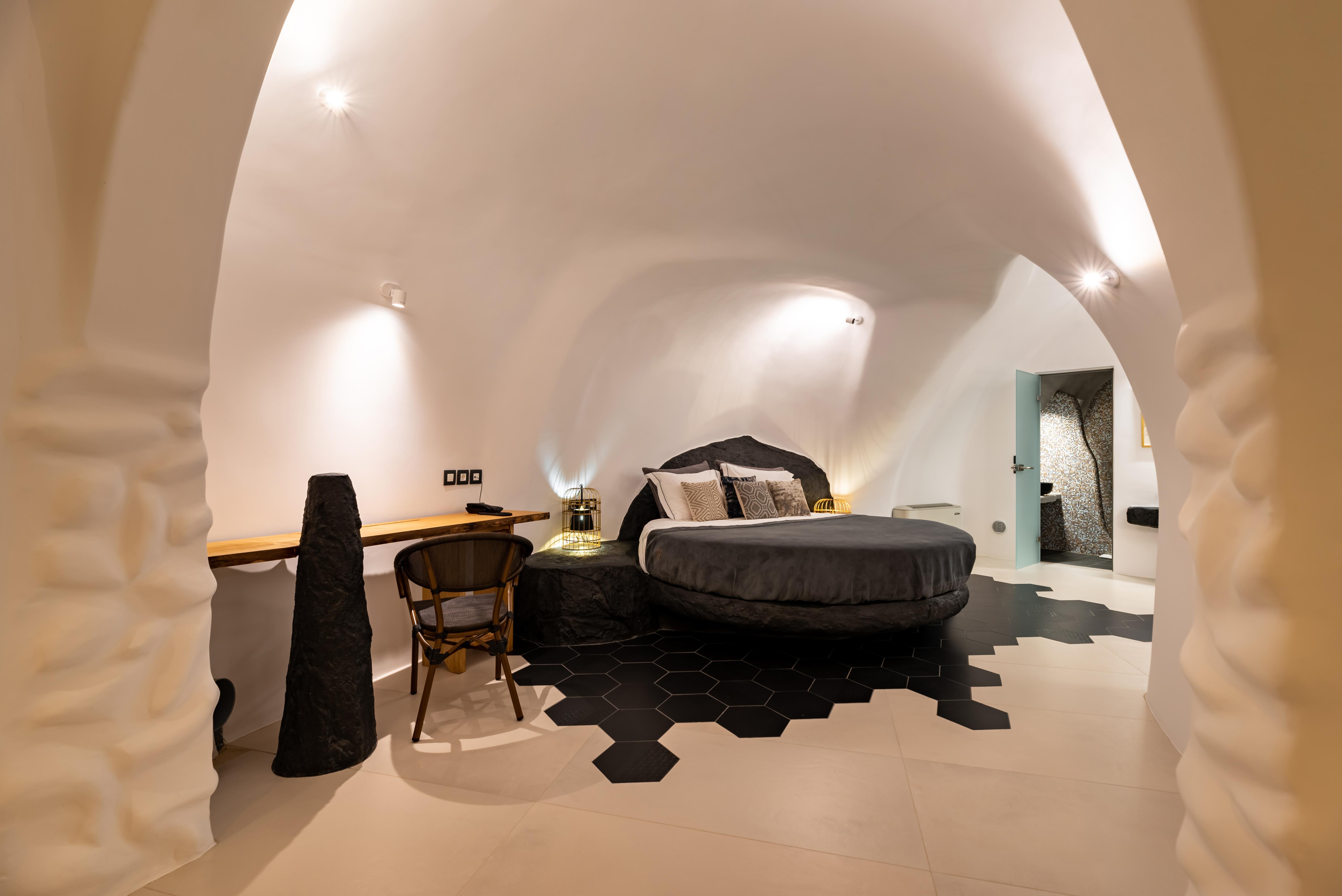 Daydream Luxury Hotel Fira (Santorini)