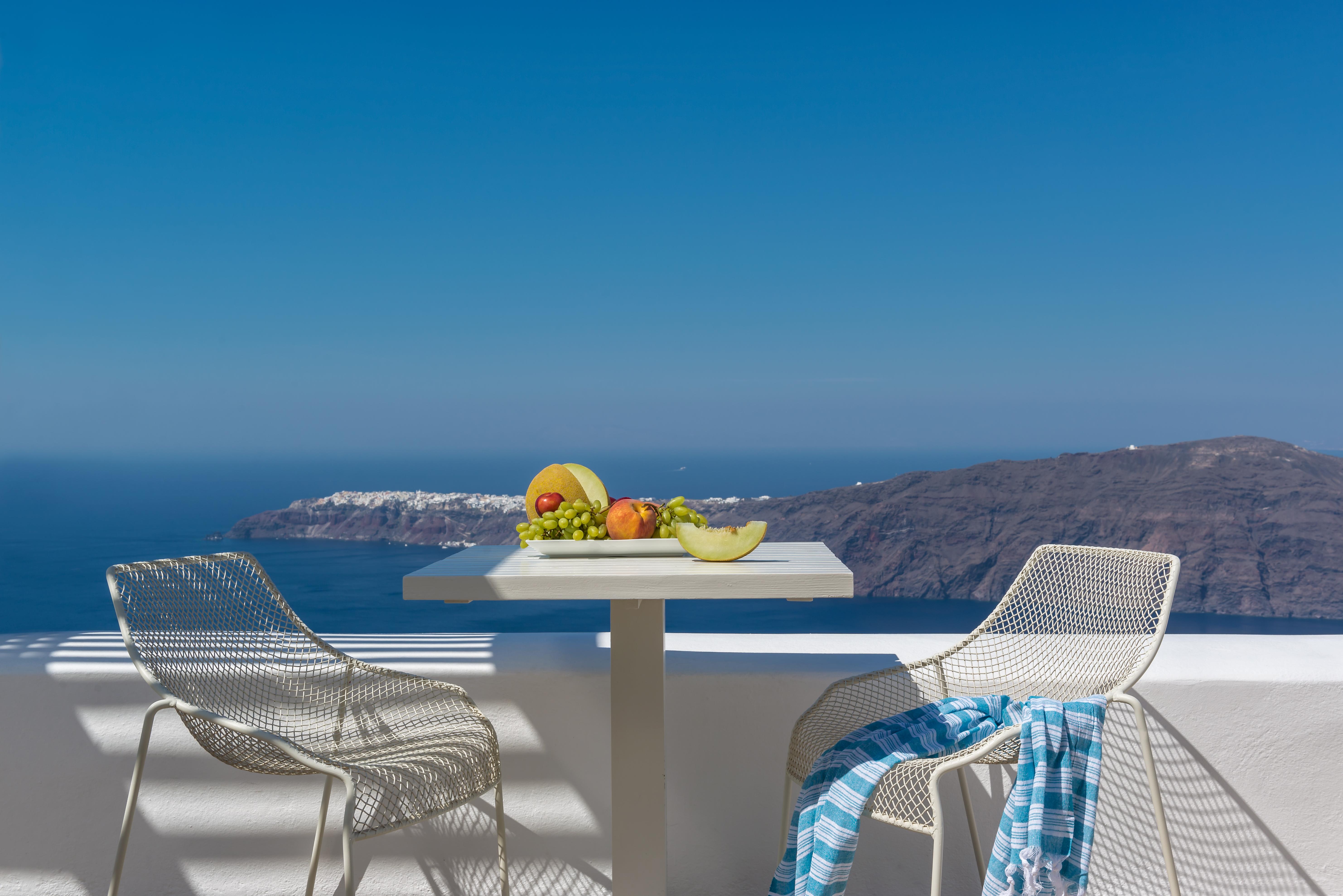 White Santorini Hotel