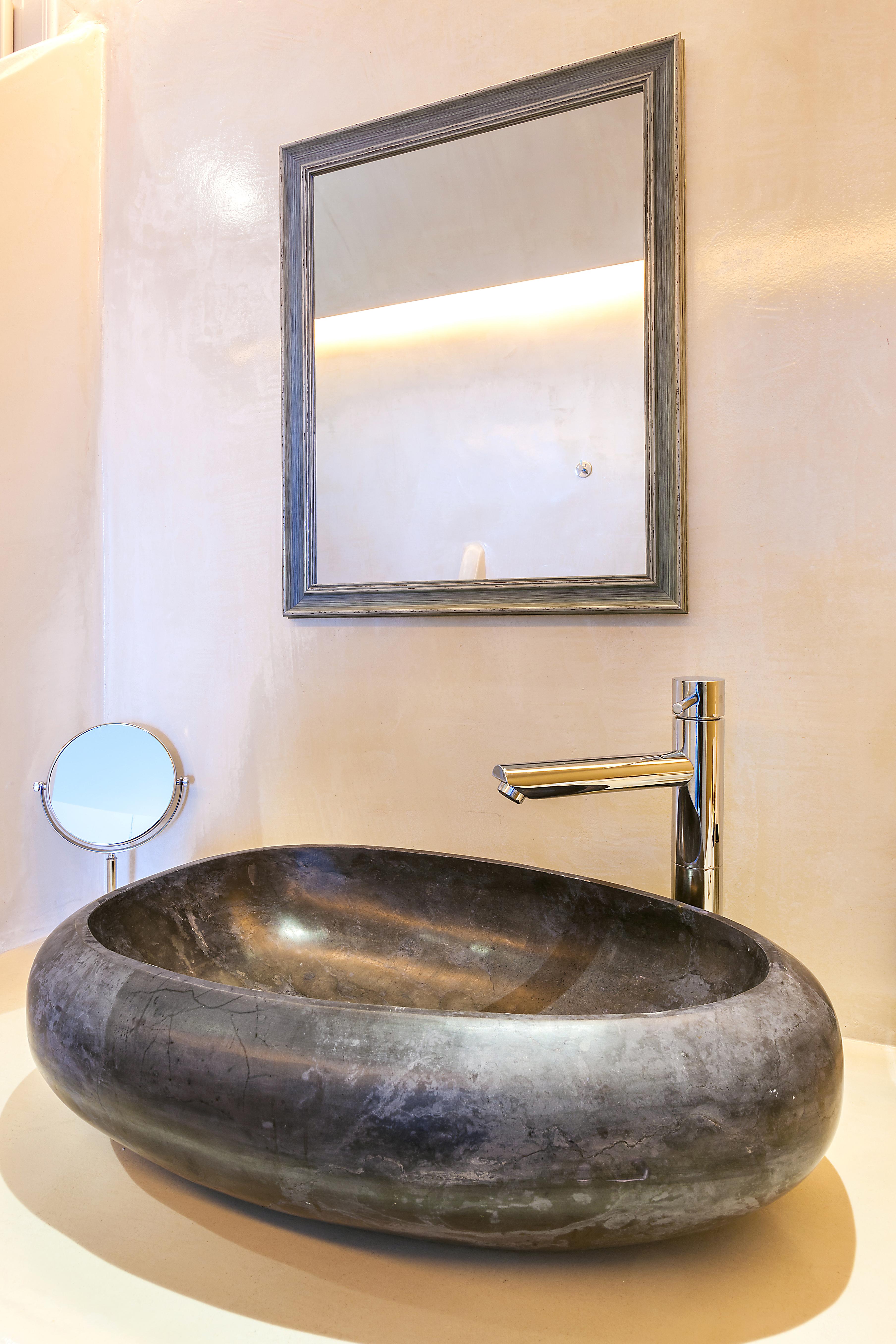 Santorini Secret Premium 4*