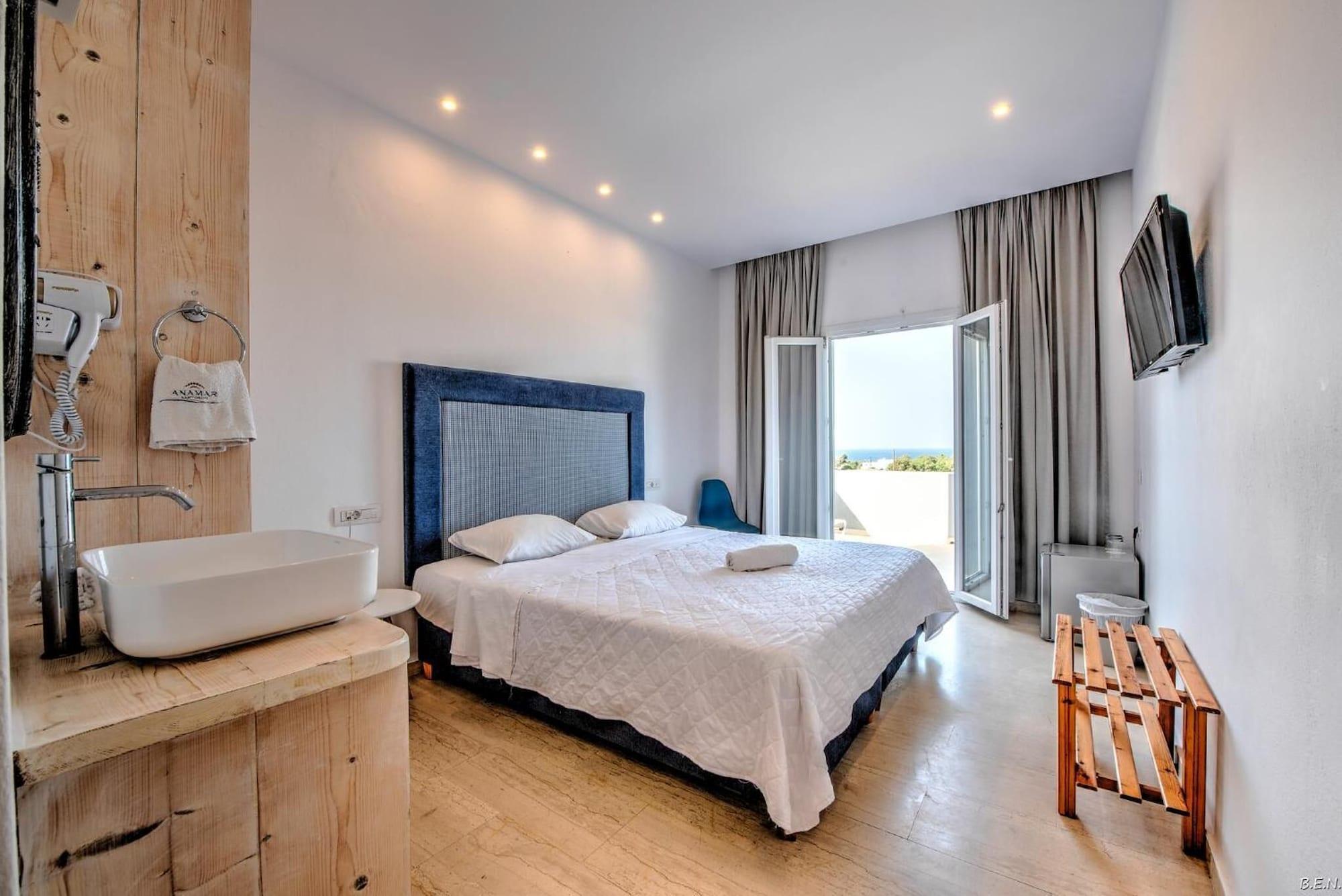 Anamar Santorini Monolithos (Santorini)