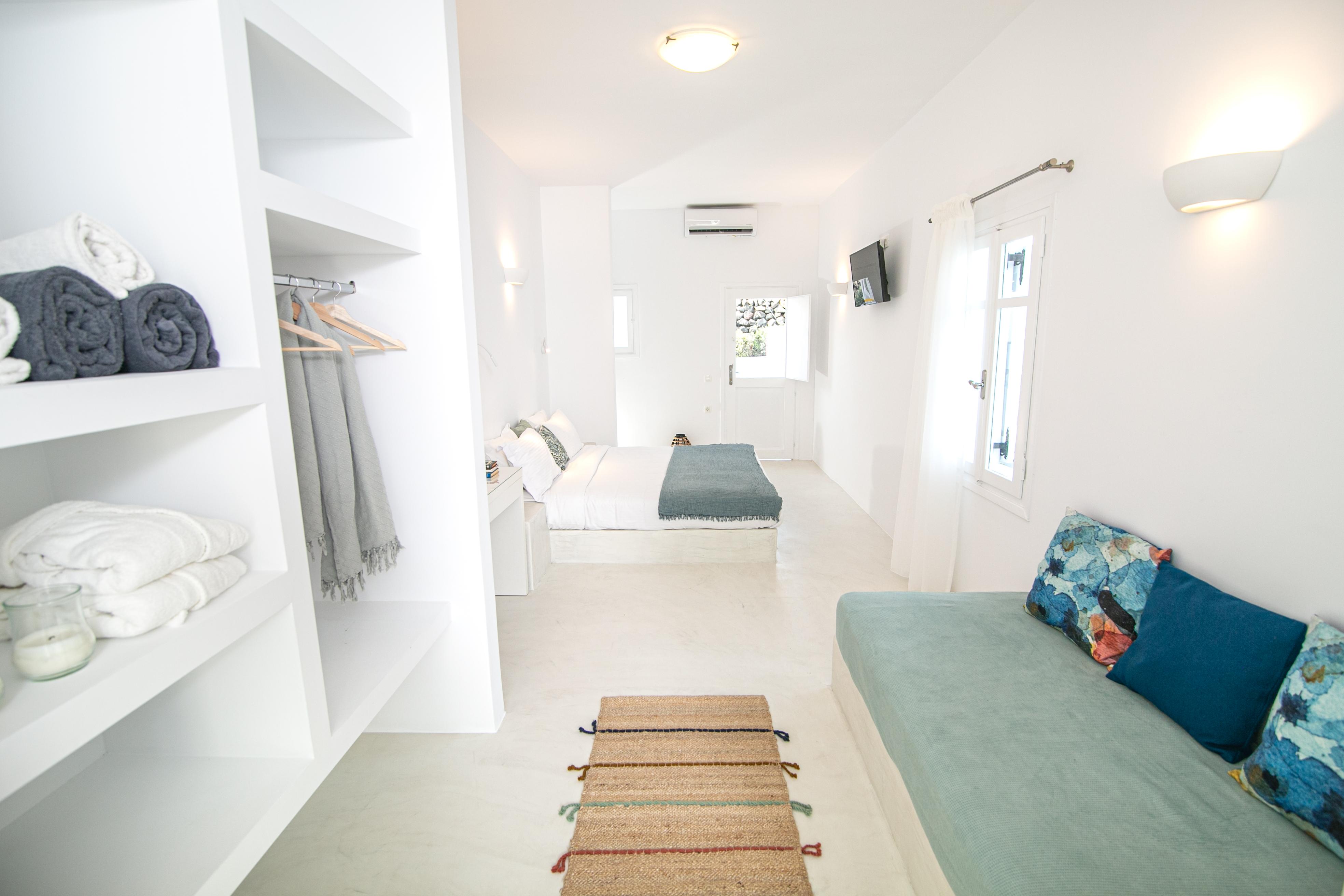 Apanomeria Boutique Oia (Santorini)