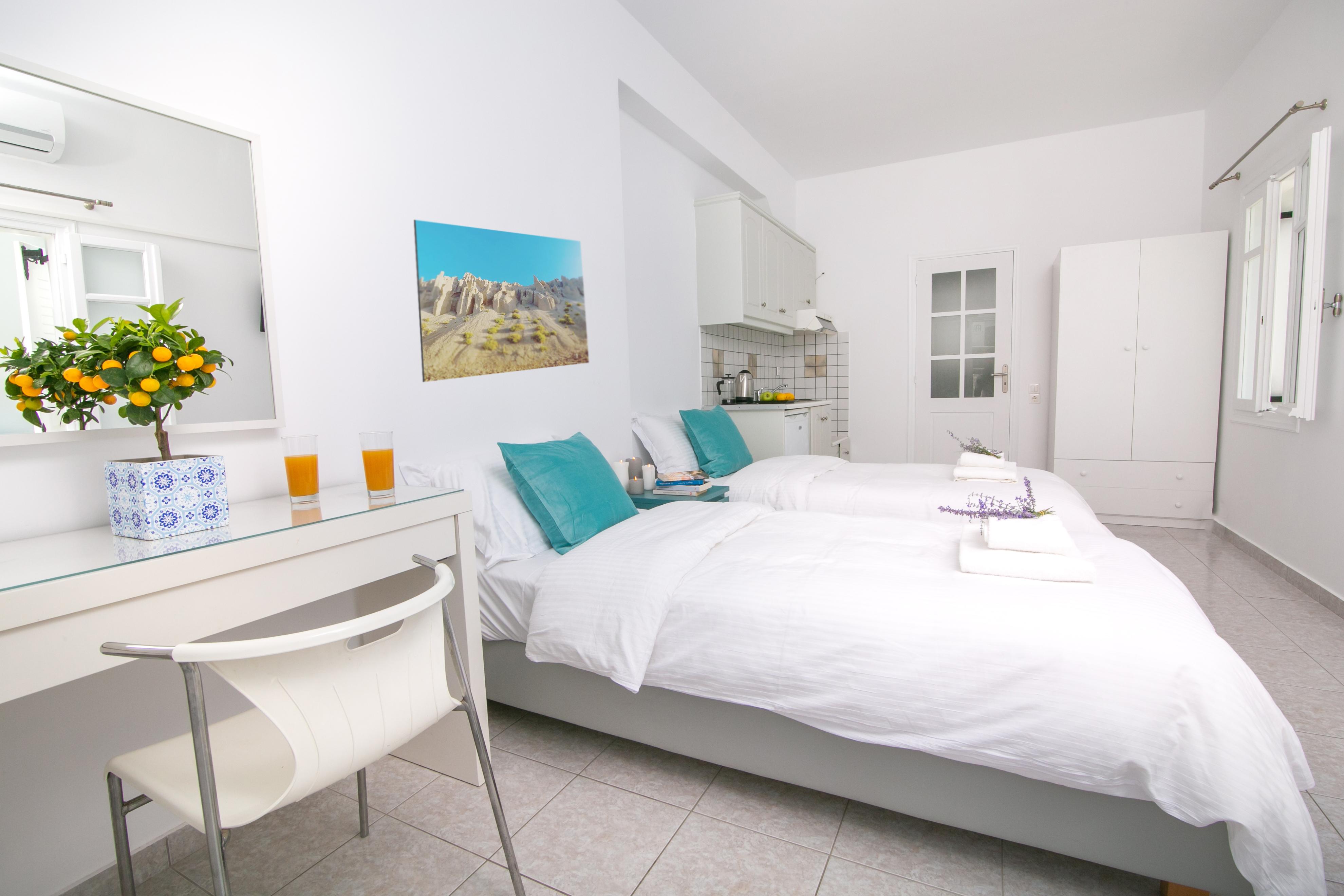 Apanomeria Boutique Aparthotel 3*