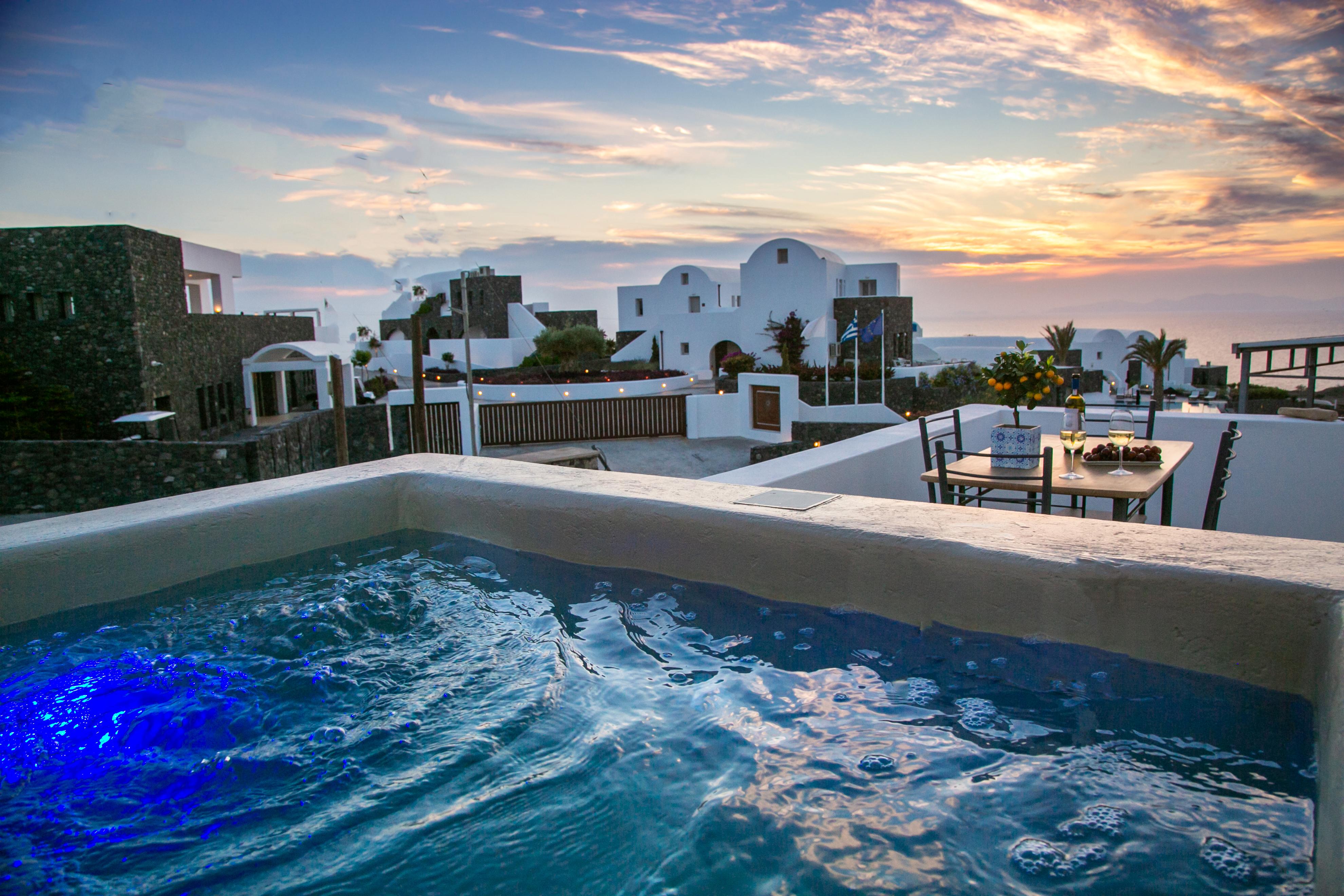 Apanomeria Boutique Aparthotel 3*