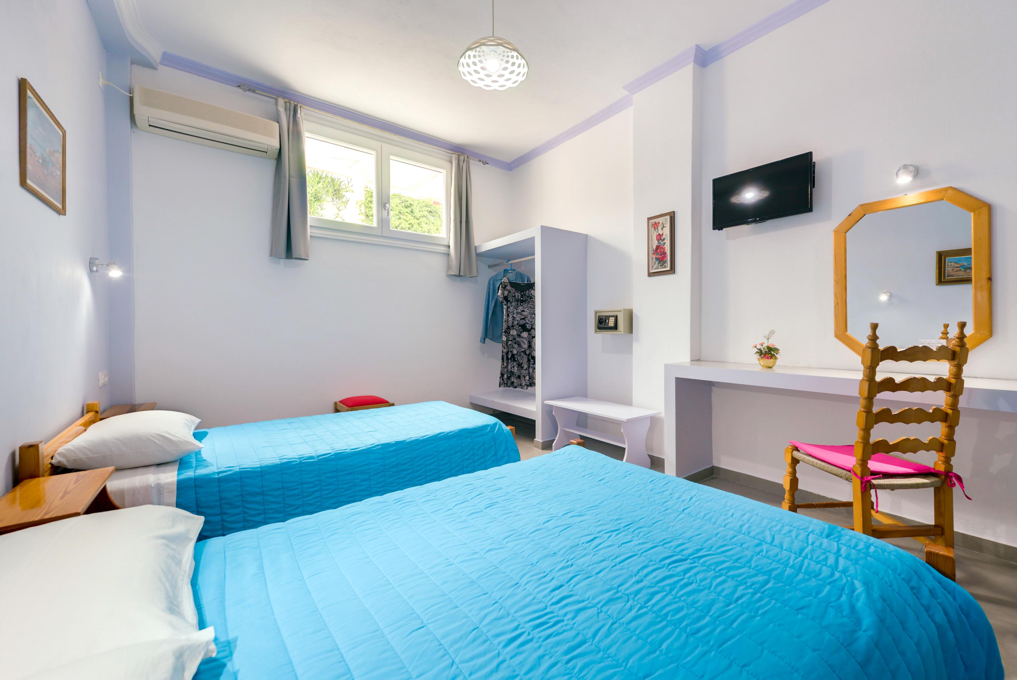 Akis Hotel 2*