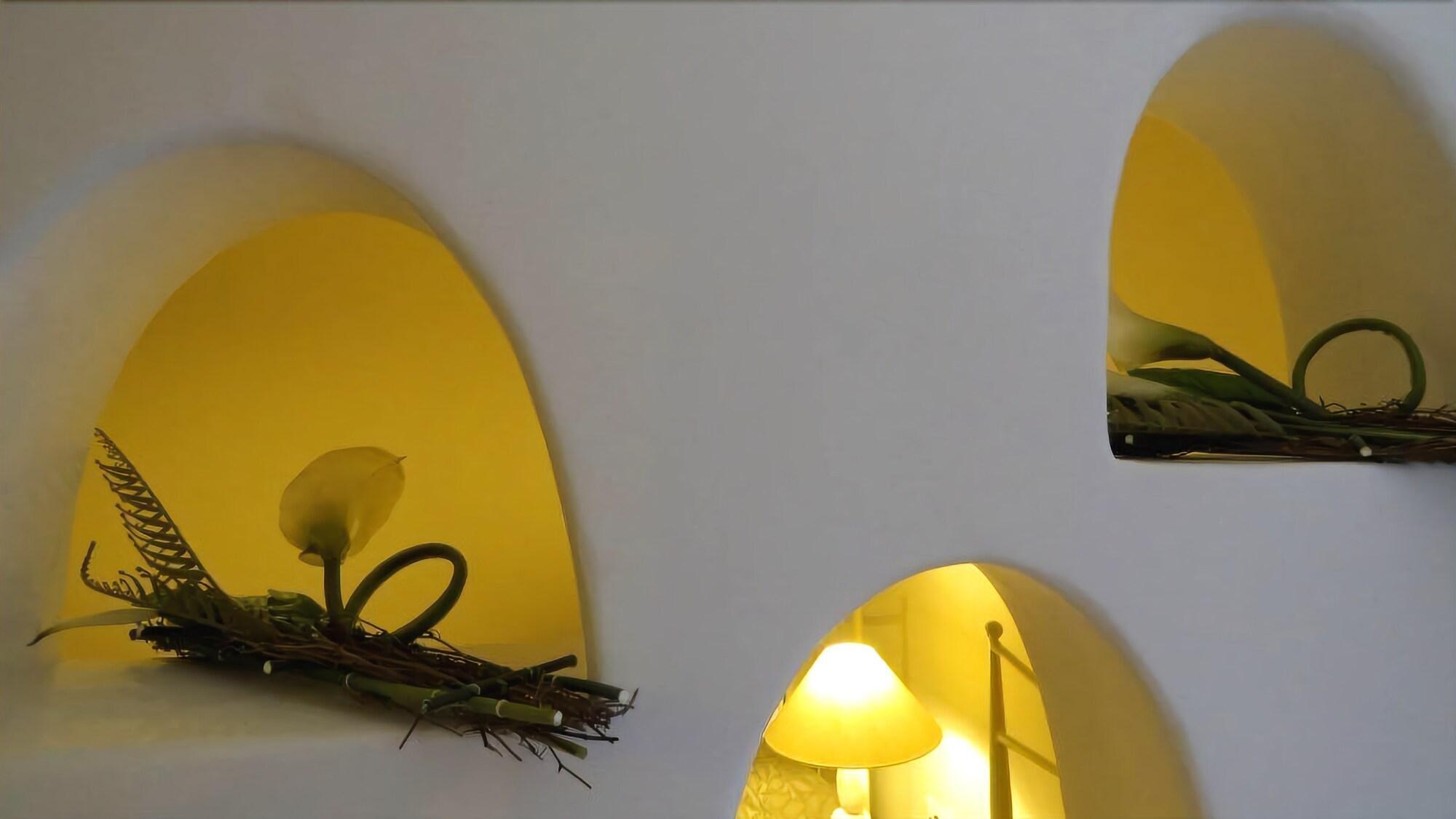 Manos Hotel 4*