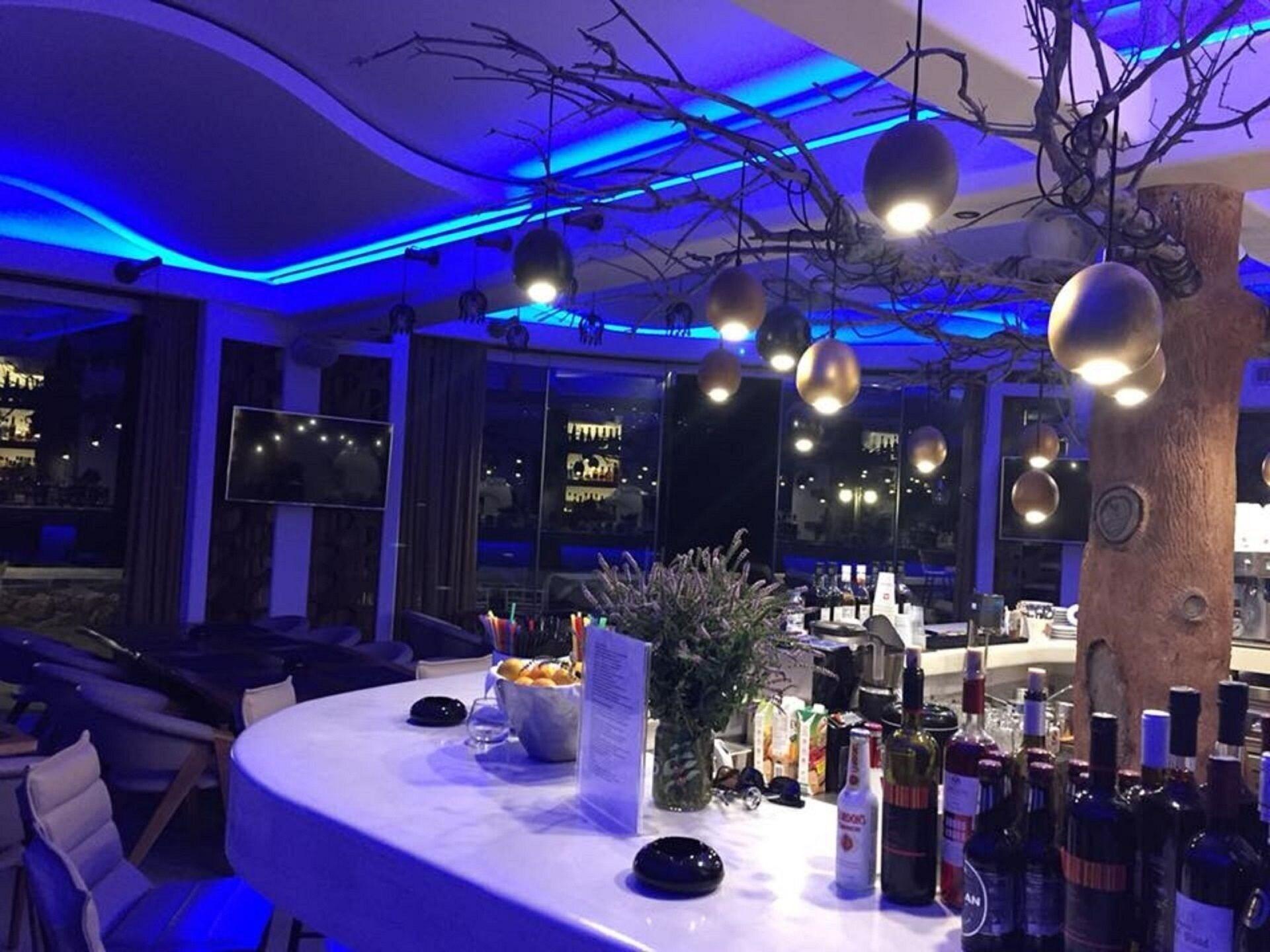 Hotel Manos