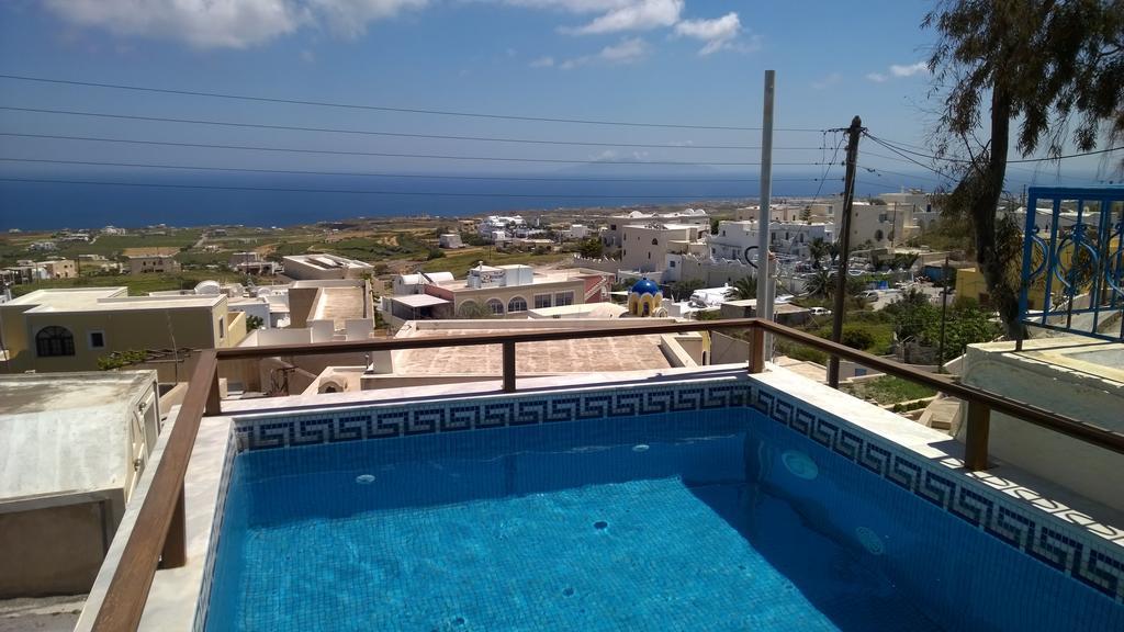 Aparthotel Anemomilos Fira (Santorini)