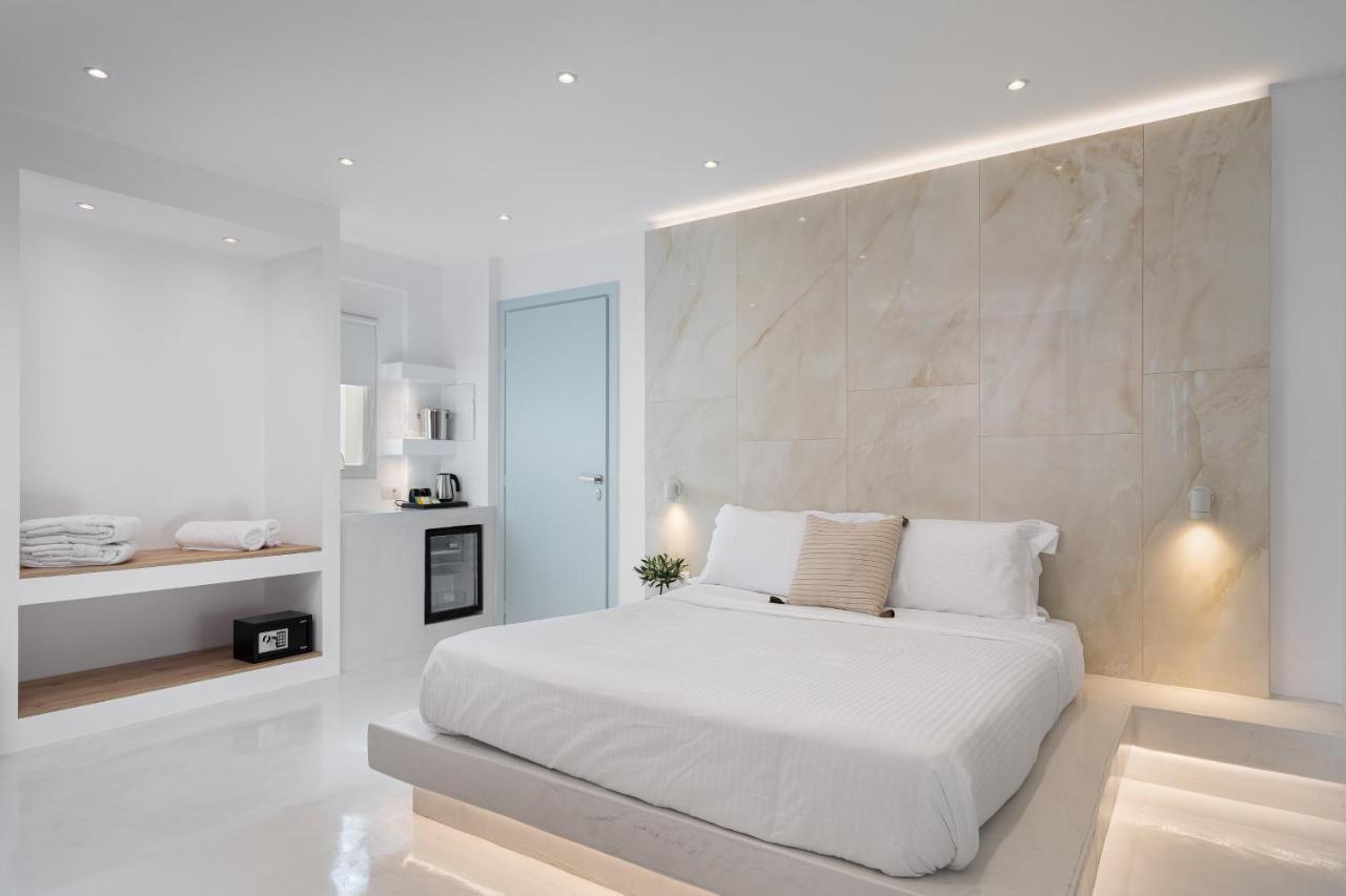 Cycladic & Hotel *