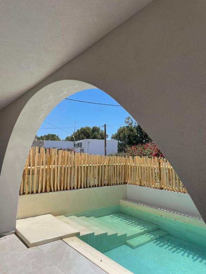 Opalia * Perissa (Santorini)