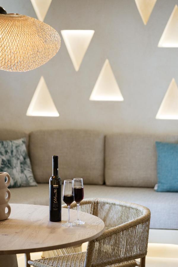 Hotel Opalia Perissa (Santorini)