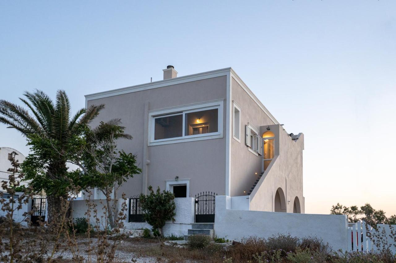 Amarie House With Sea View & Sunset View Holiday home *