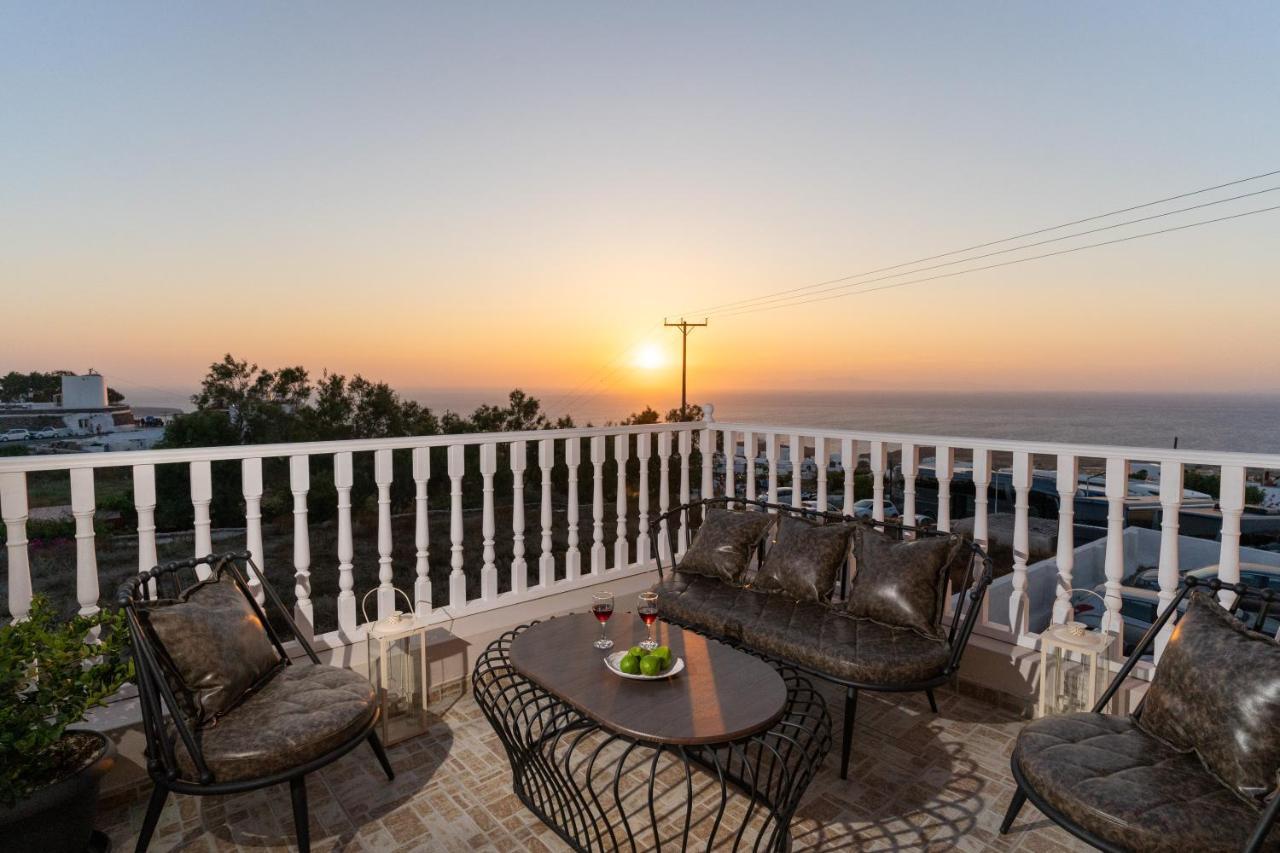 Amarie House With Sea View & Sunset View Oia (Santorini)