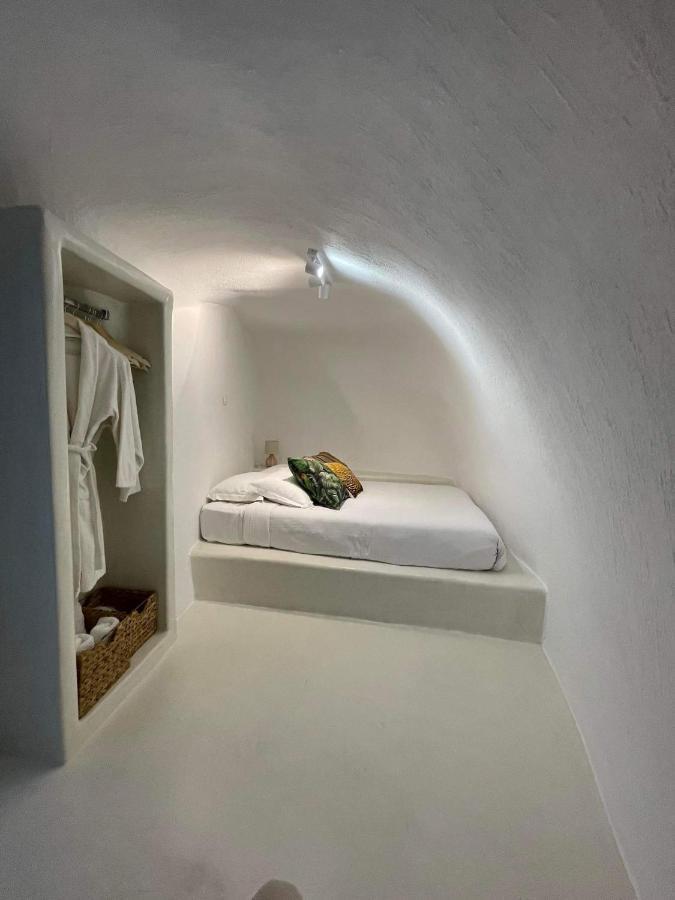 Bed & Breakfast White Curves Santorini *