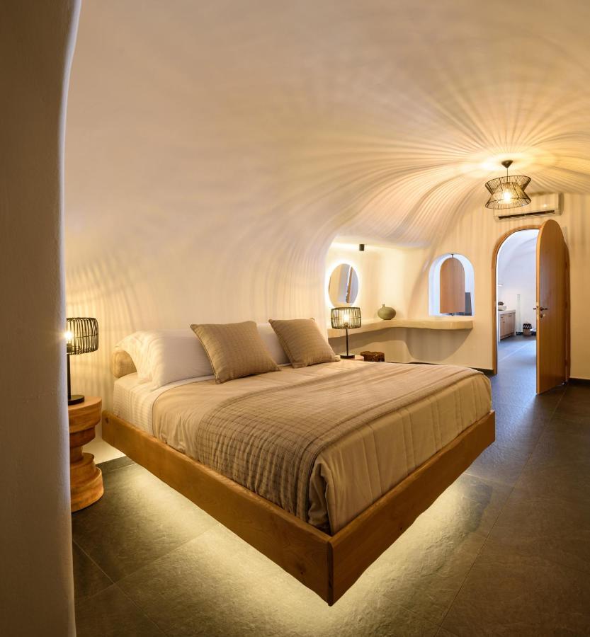 Lotus Cave Hotel