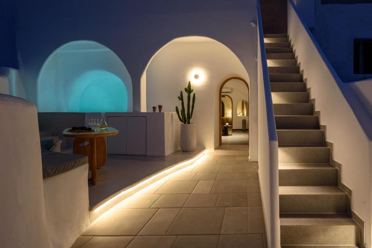 Lotus Cave Hotel Fira (Santorini)